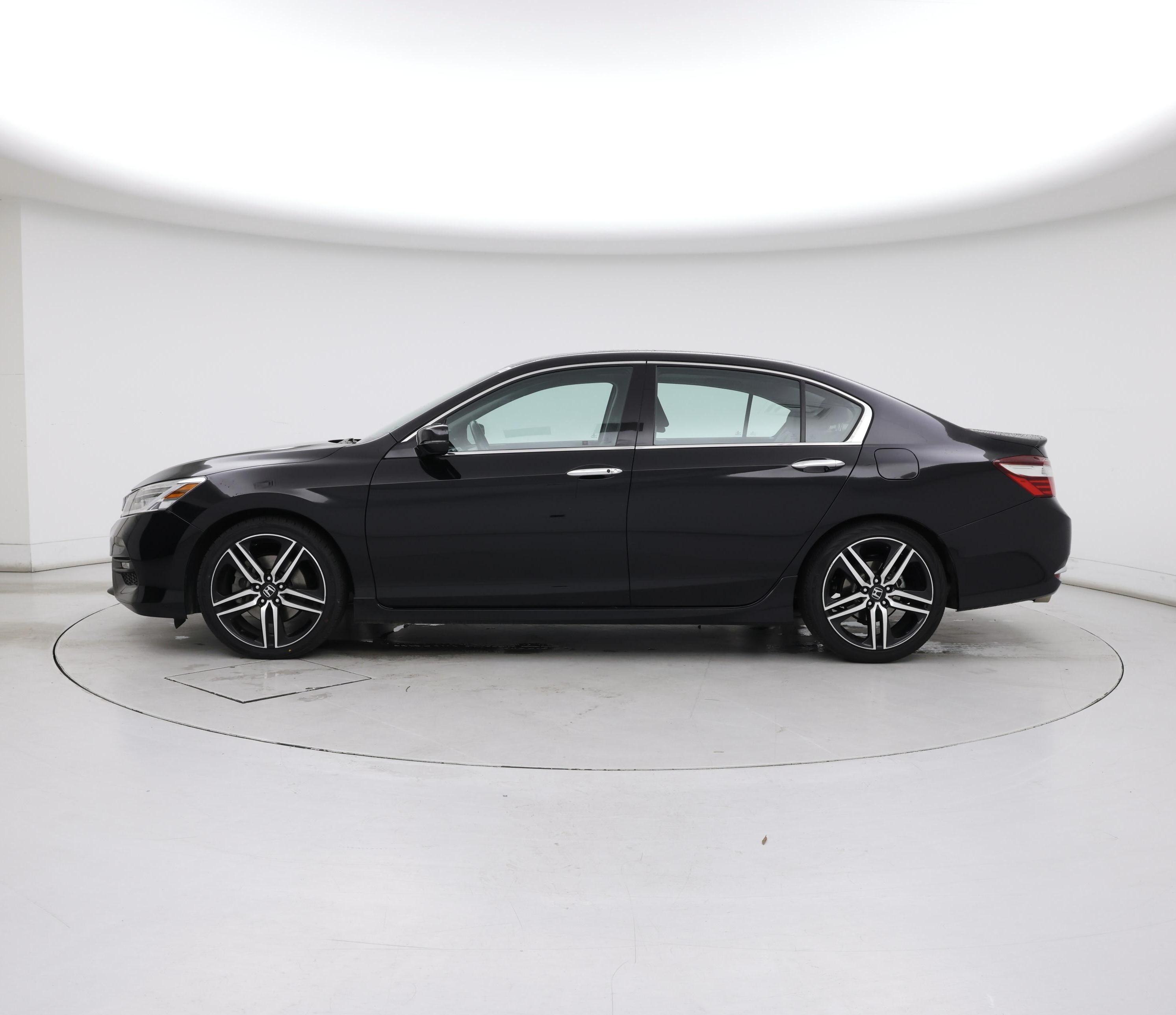 Thumbnail: 2017 Honda Accord - 3
