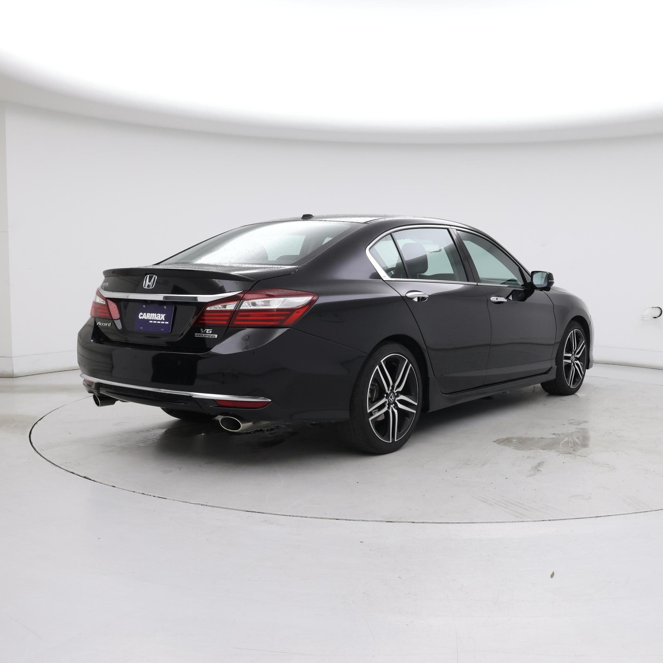 Thumbnail: 2017 Honda Accord - 8