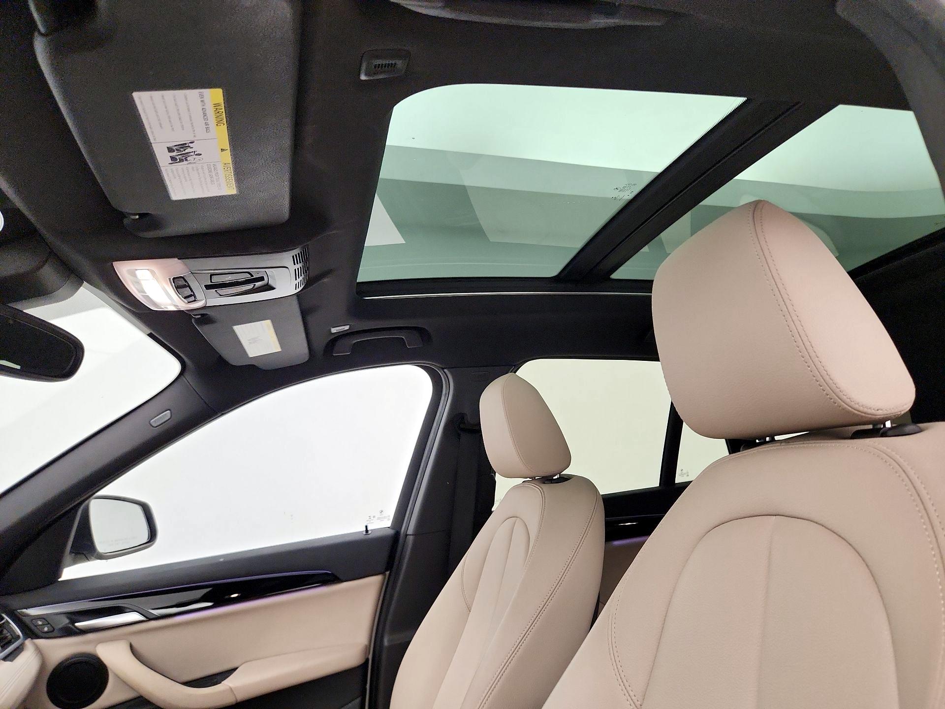 Thumbnail: 2020 BMW X1 - 20