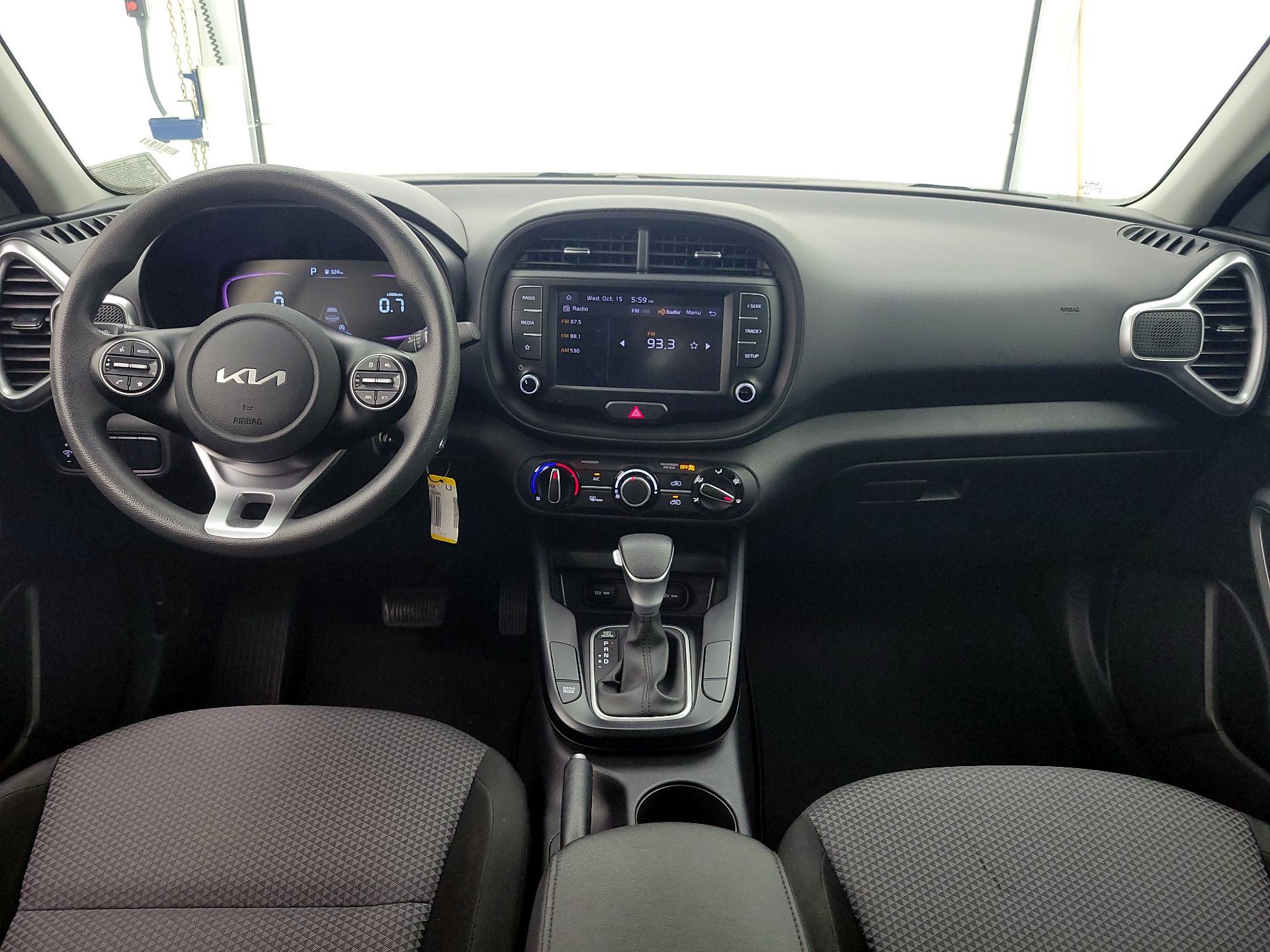 Thumbnail: 2023 Kia Soul - 9