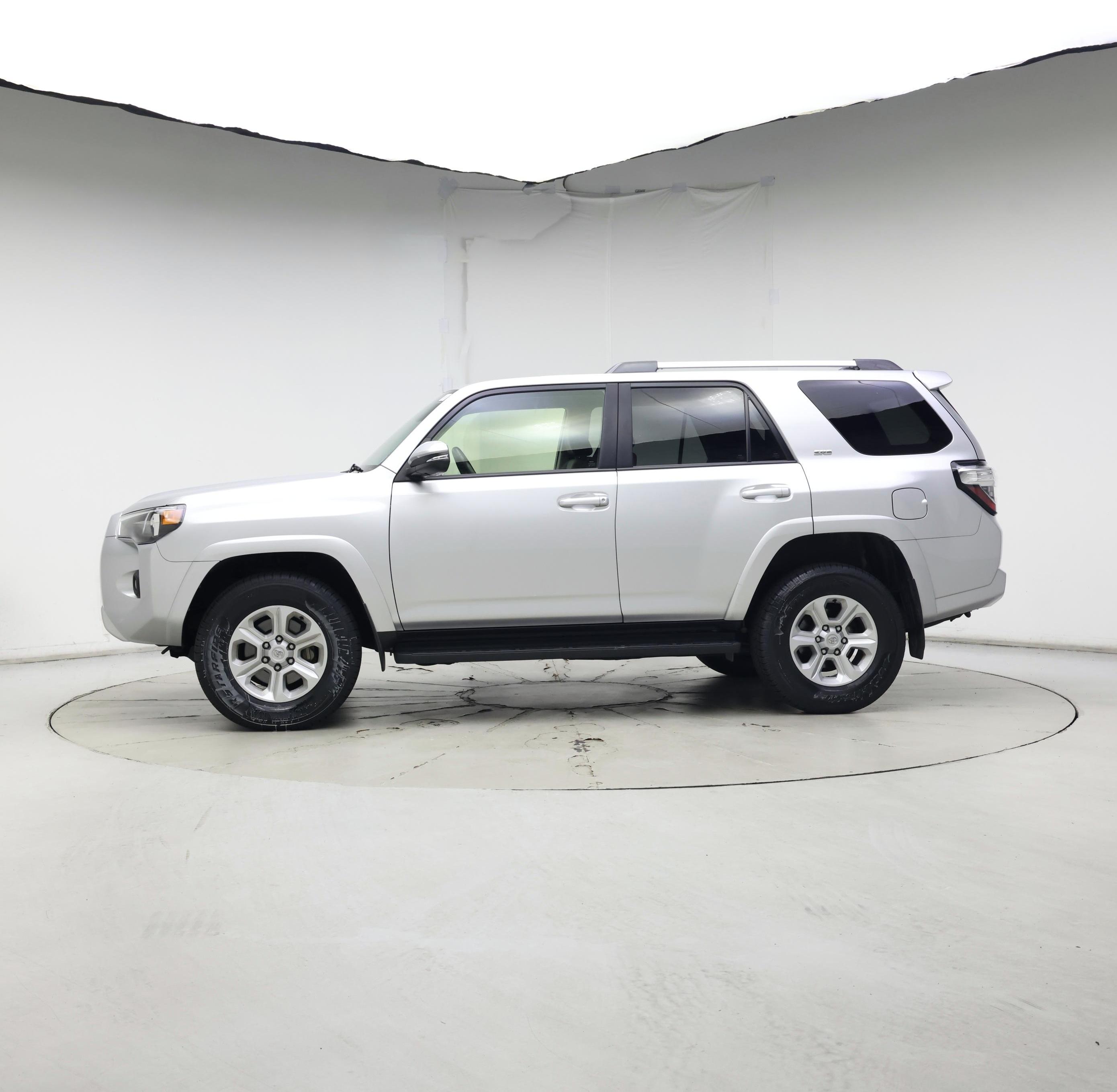 Thumbnail: 2024 Toyota 4Runner - 3