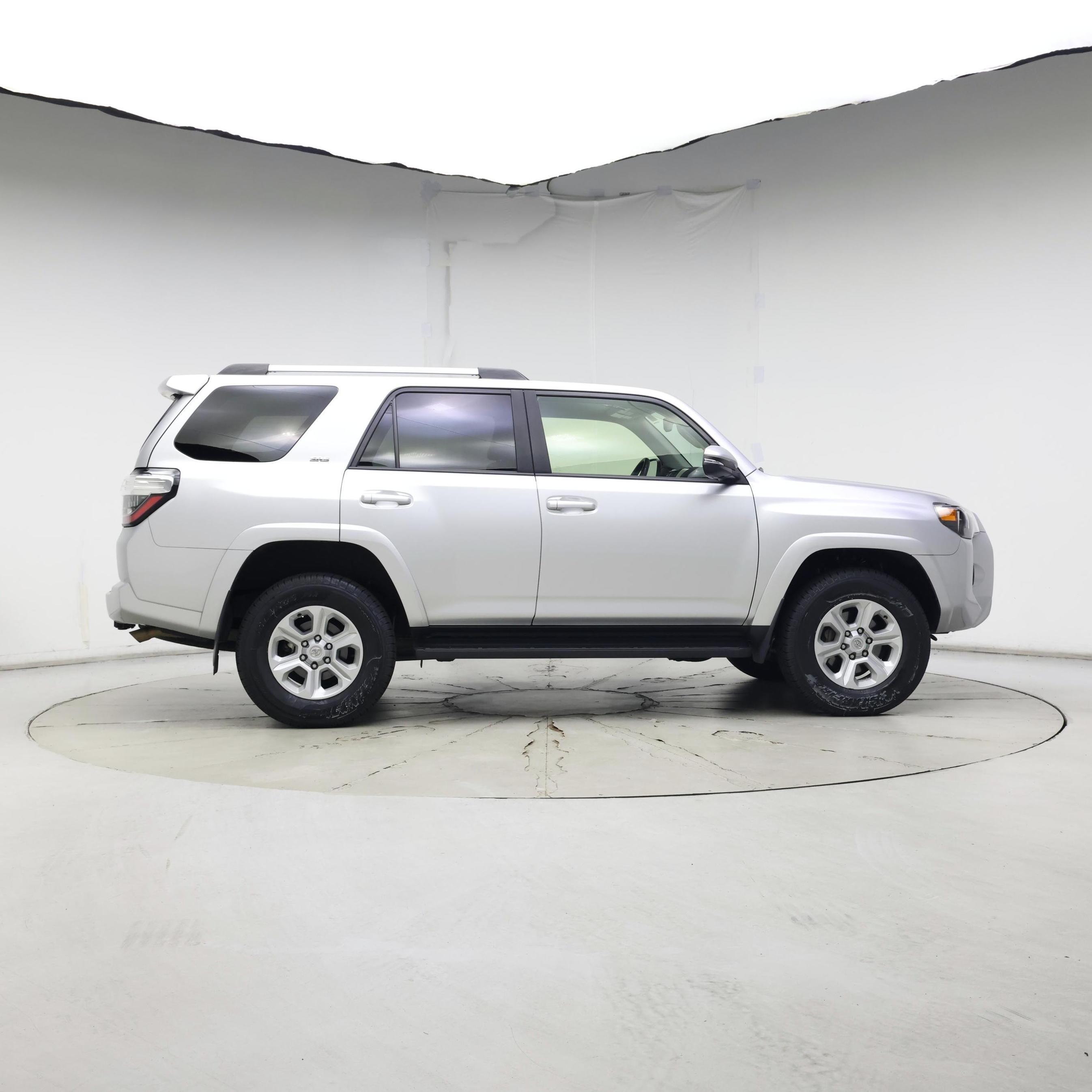 Thumbnail: 2024 Toyota 4Runner - 7