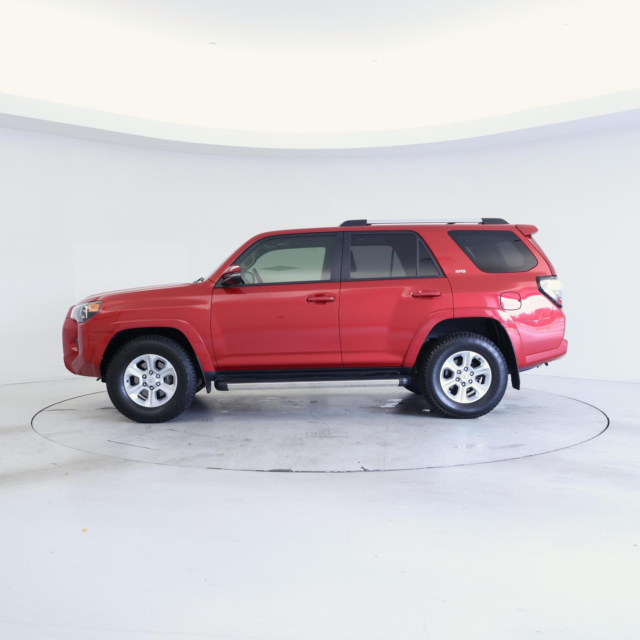 Thumbnail: 2021 Toyota 4Runner - 3