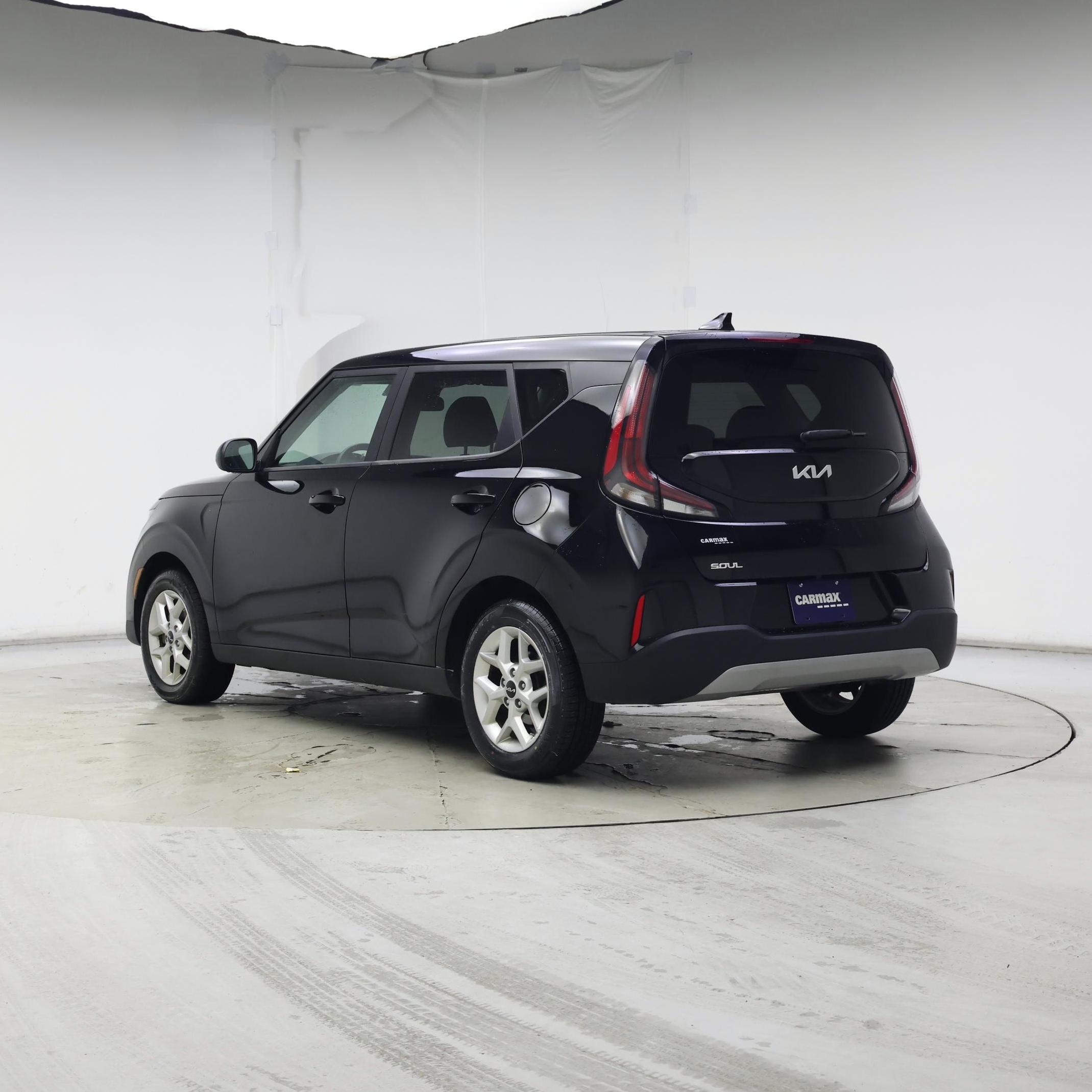 Thumbnail: 2023 Kia Soul - 2