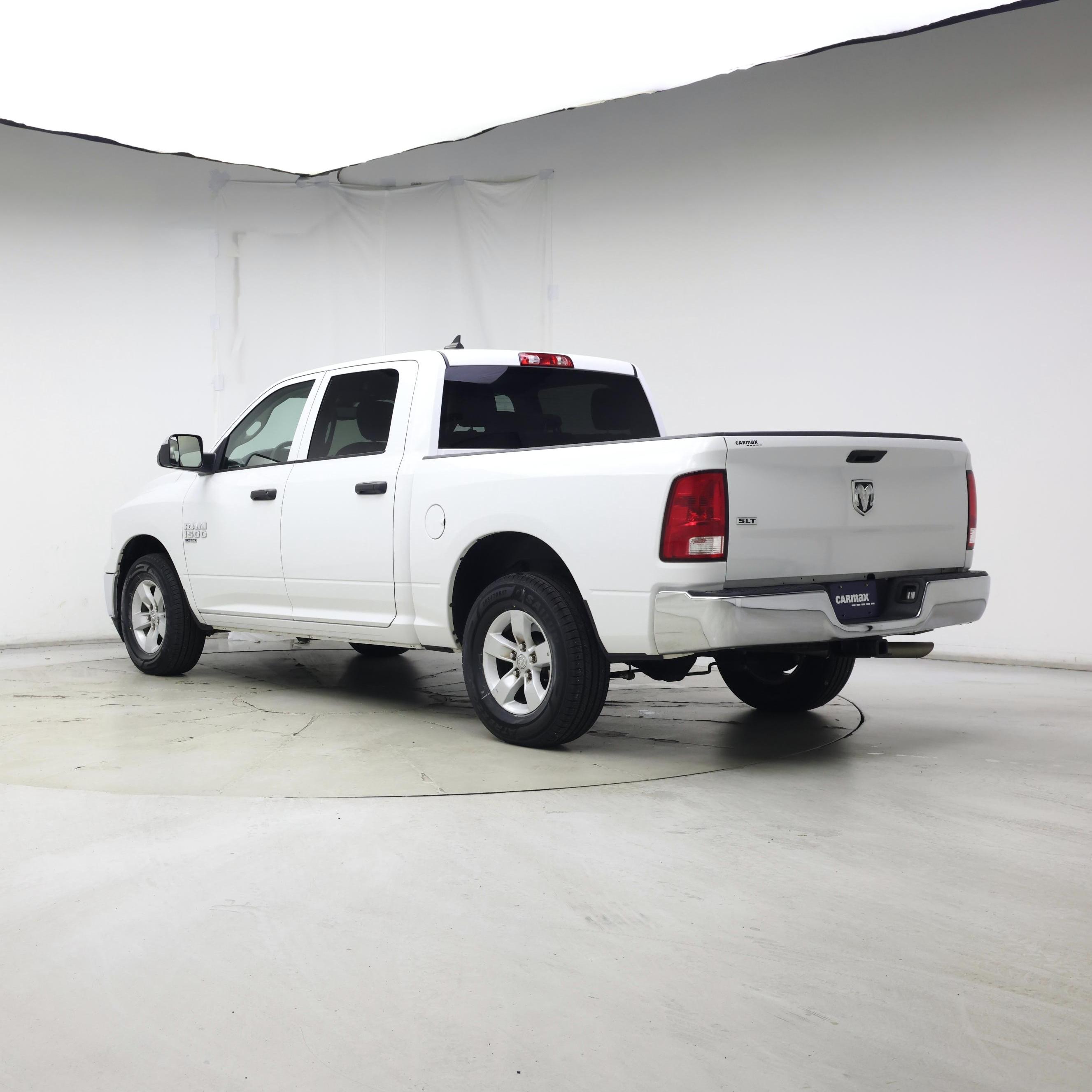 Thumbnail: 2023 RAM 1500 Classic - 2