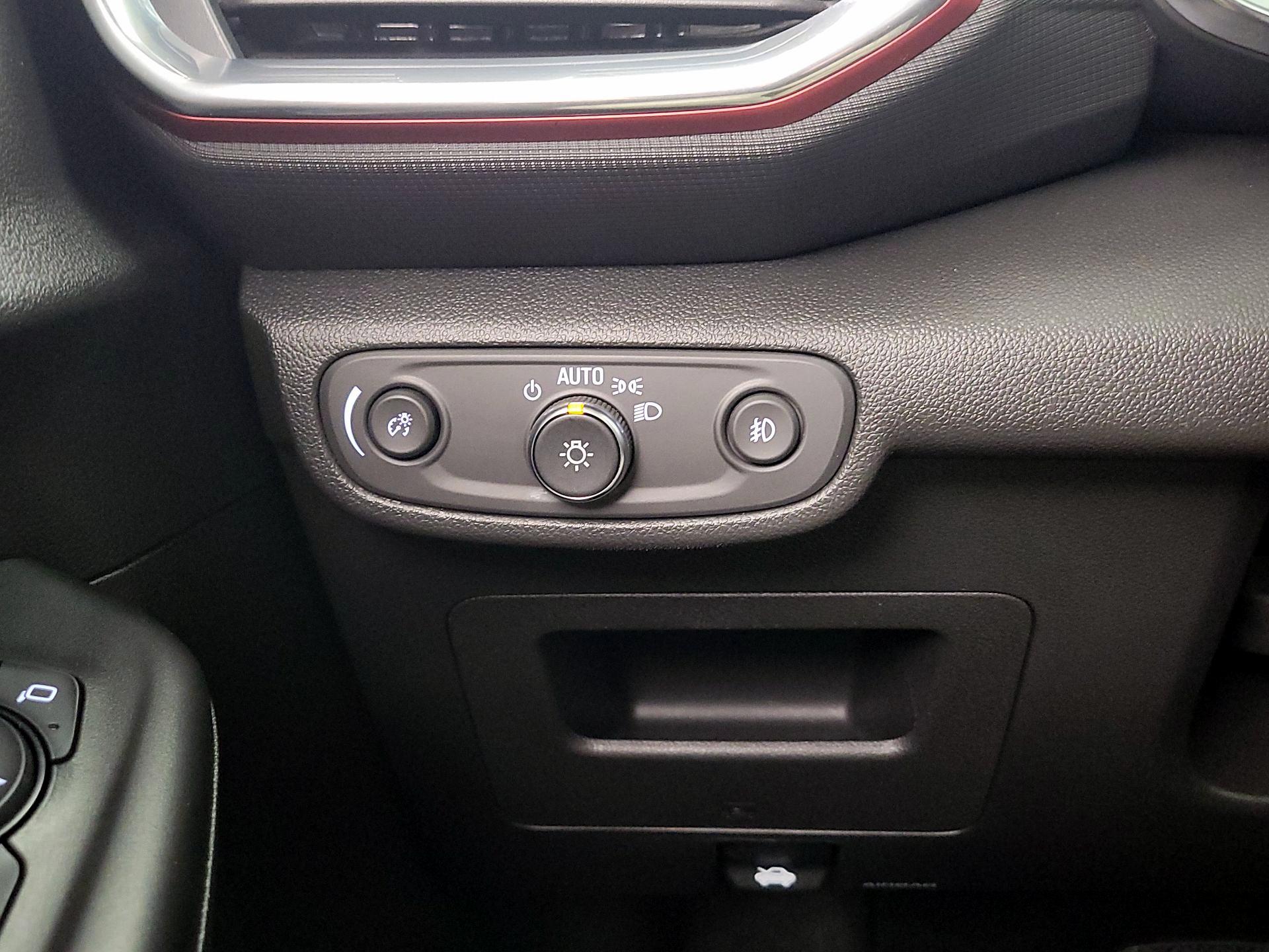 Thumbnail: 2023 Chevrolet TrailBlazer - 13