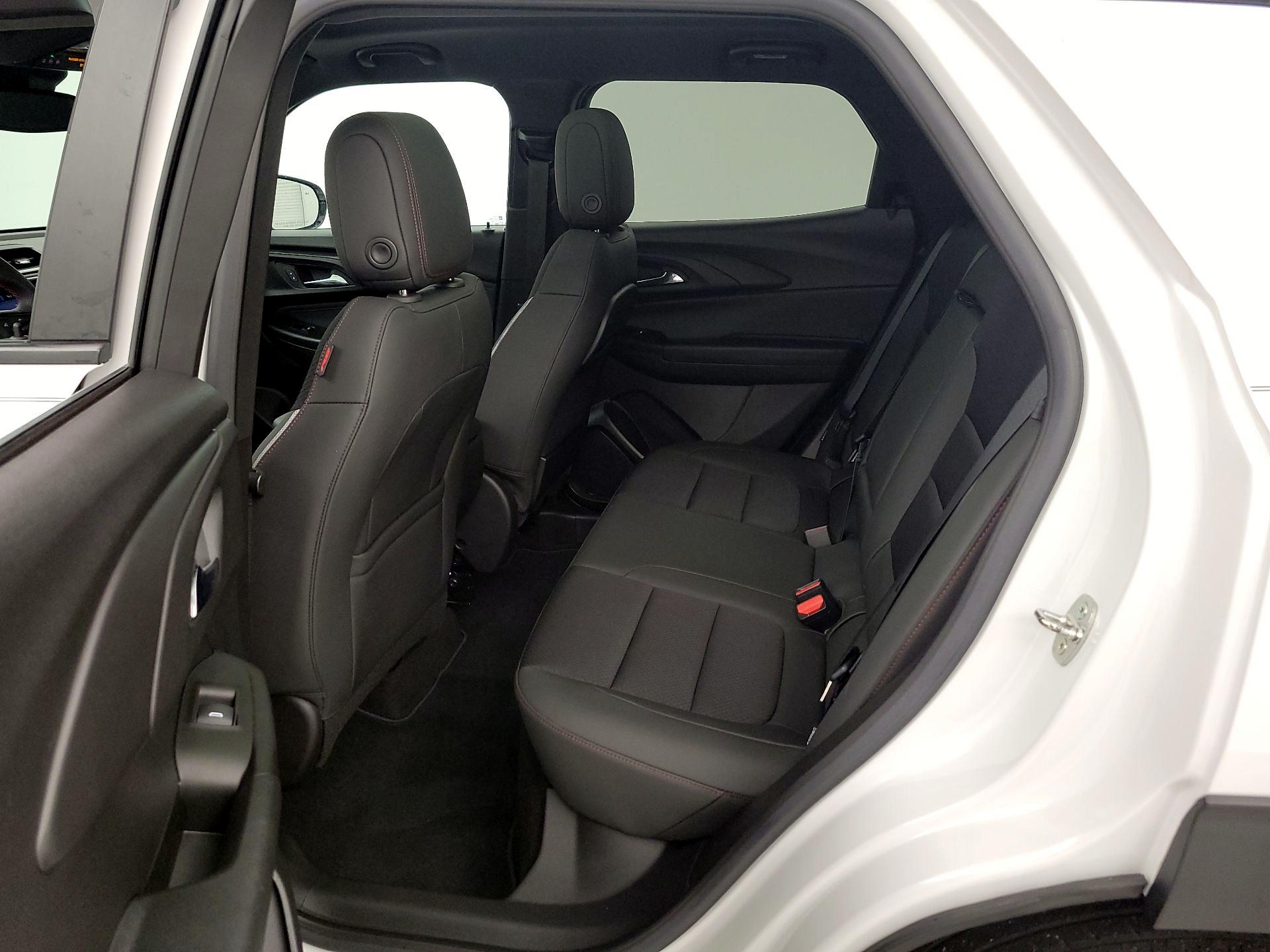 Thumbnail: 2023 Chevrolet TrailBlazer - 20