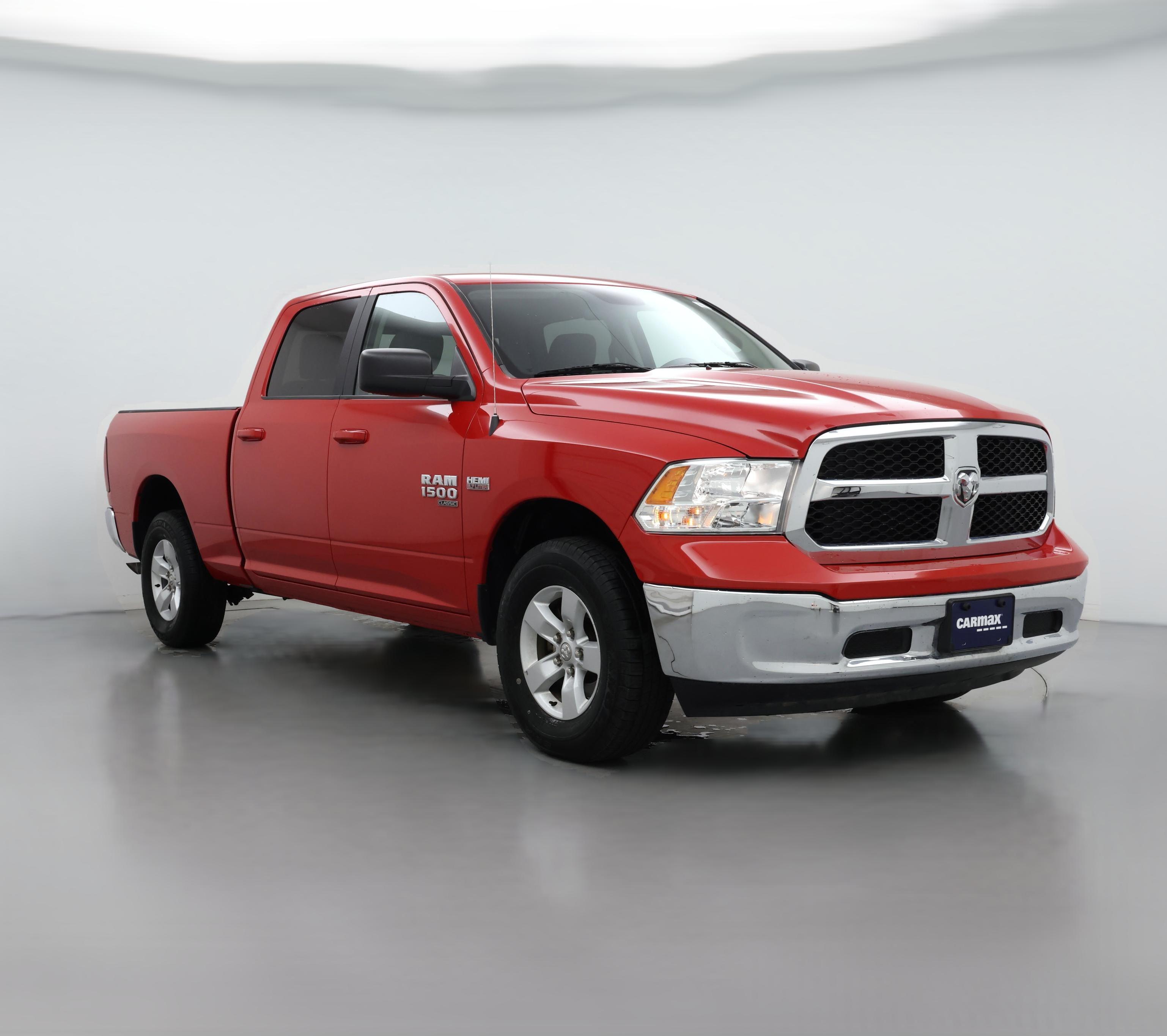 Thumbnail: 2020 RAM 1500 Classic - 1