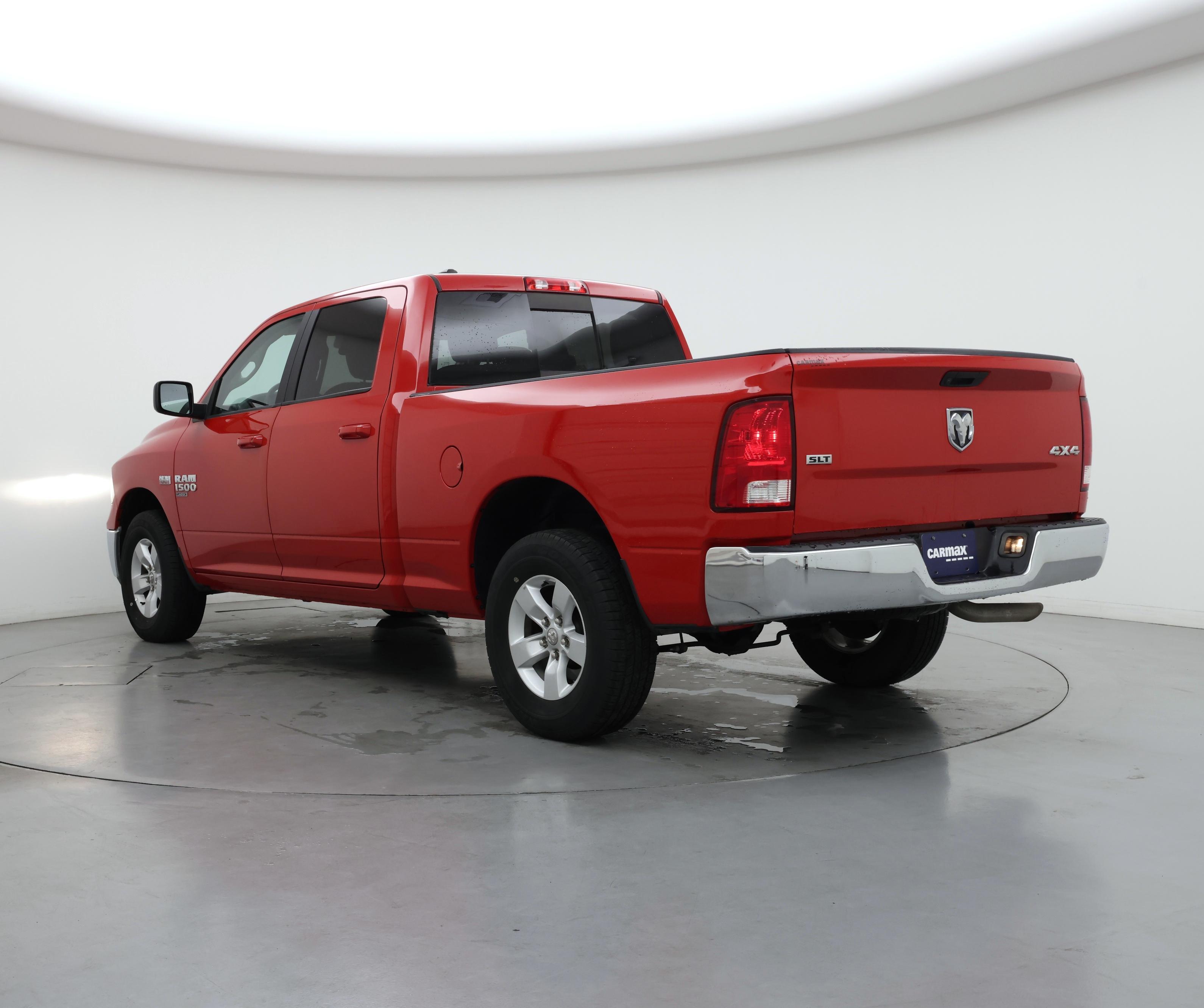 Thumbnail: 2020 RAM 1500 Classic - 2