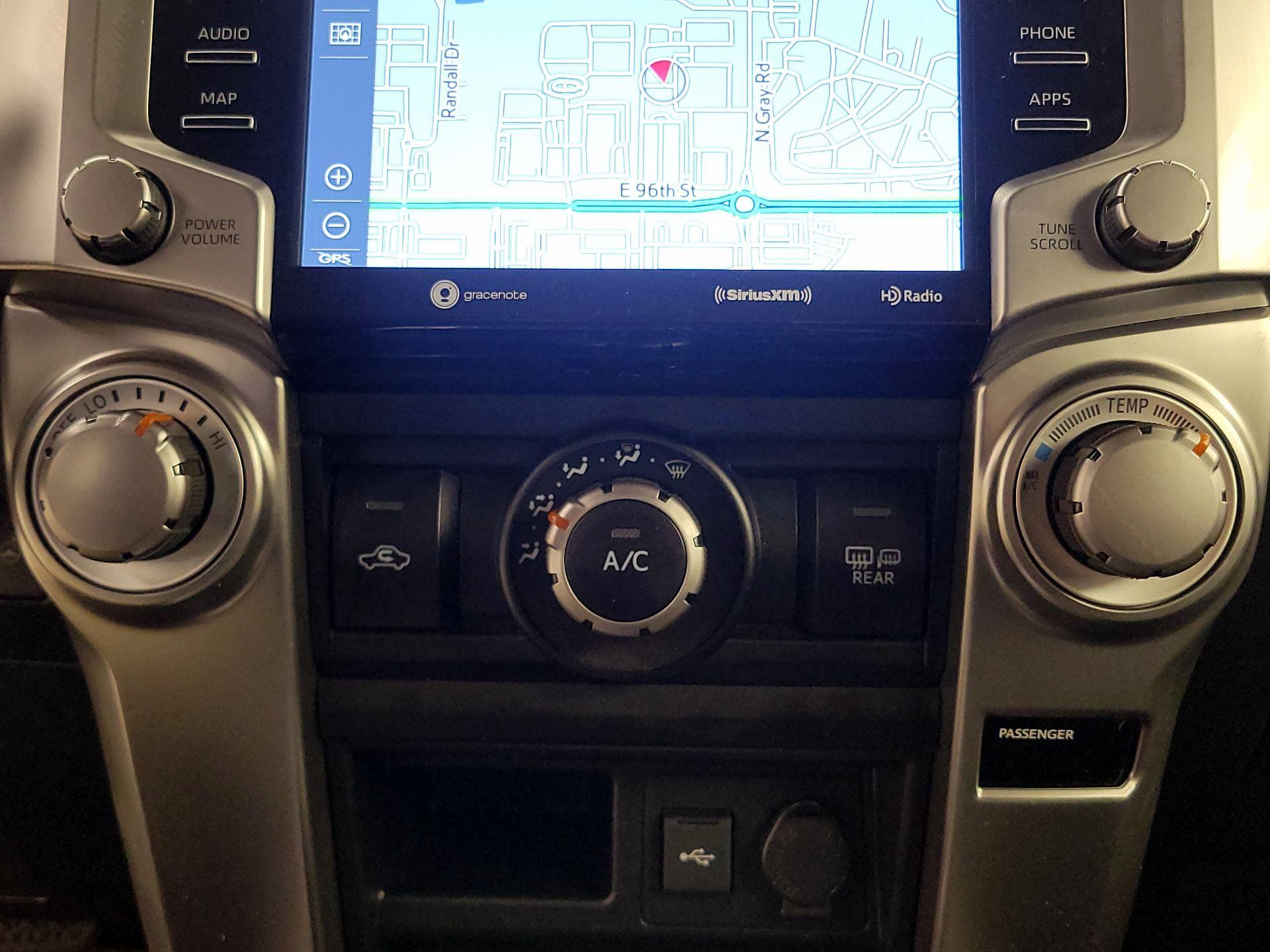 Thumbnail: 2024 Toyota 4Runner - 17