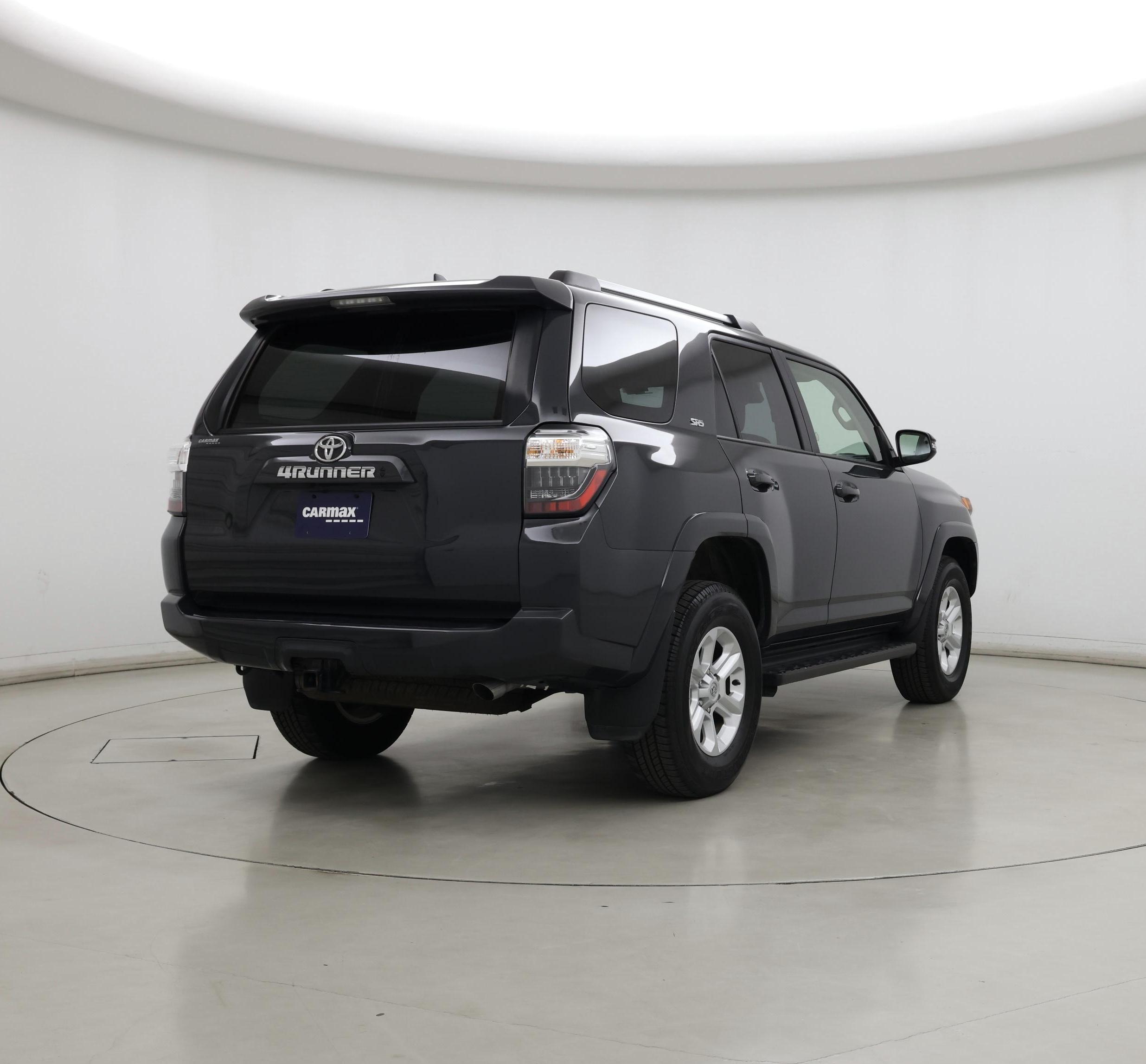Thumbnail: 2024 Toyota 4Runner - 8