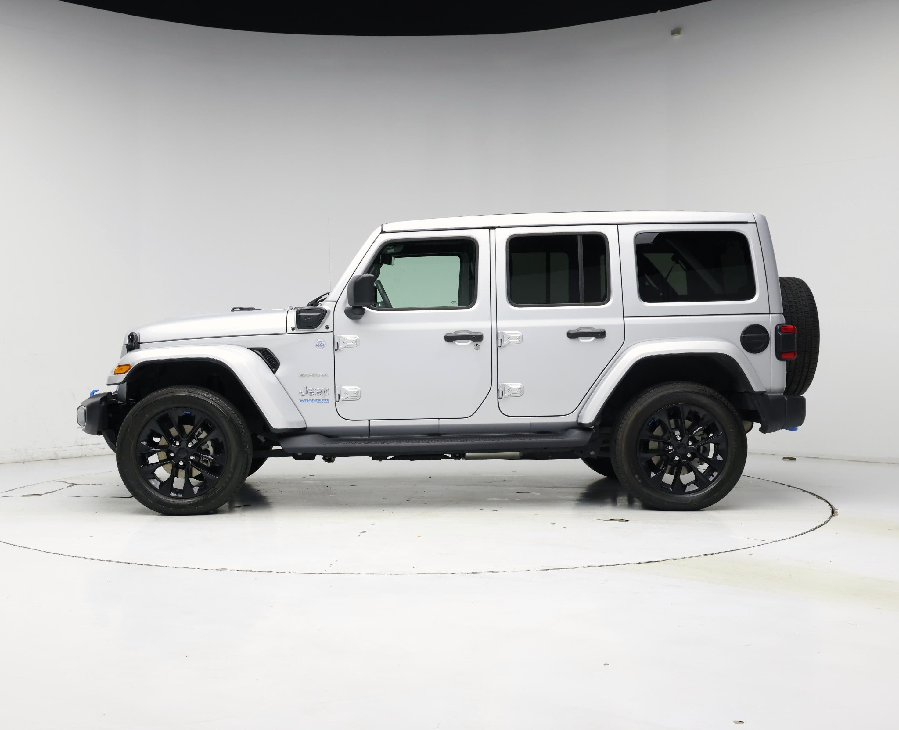 Thumbnail: 2022 Jeep Wrangler - 3