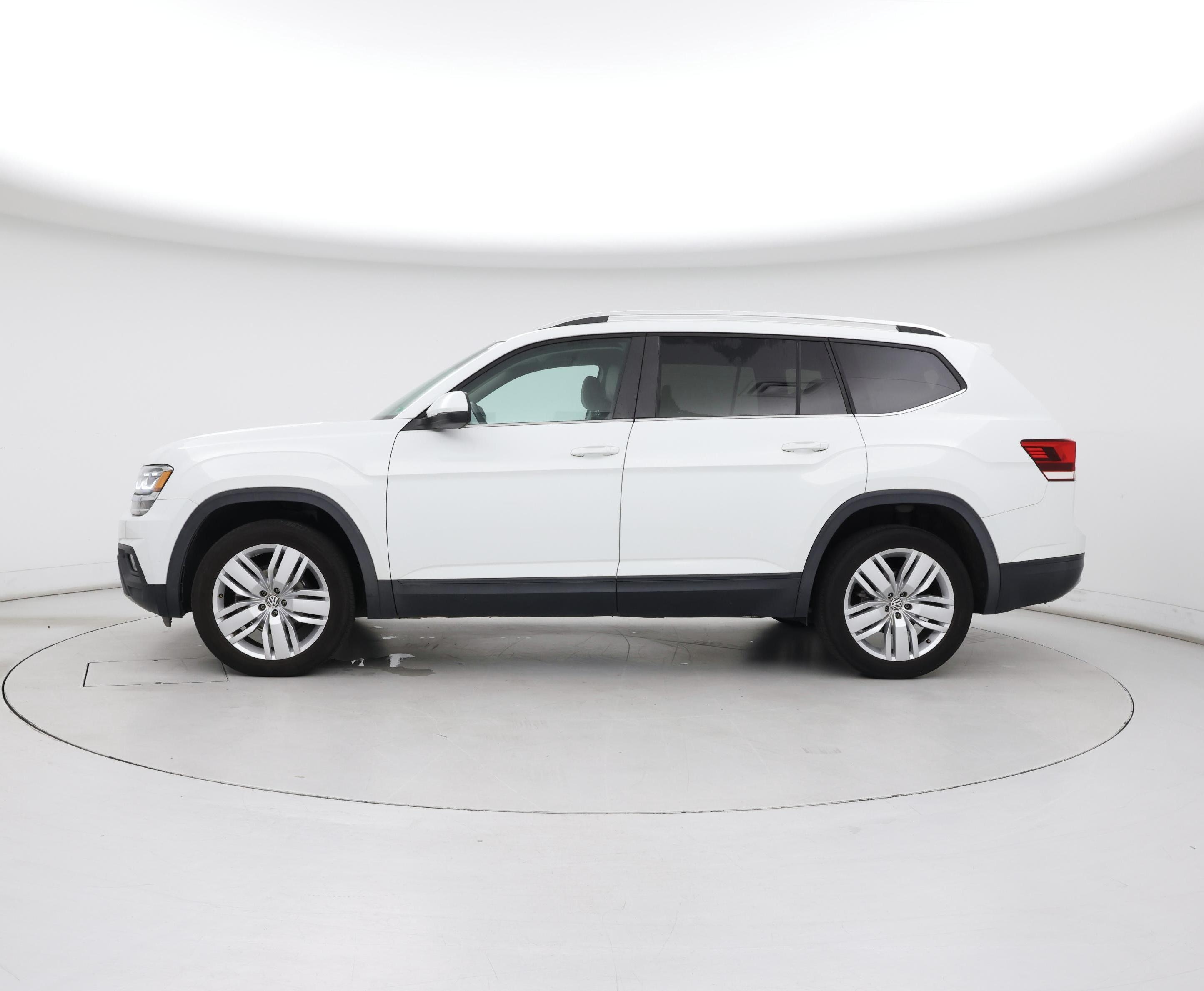 Thumbnail: 2019 Volkswagen Atlas - 3