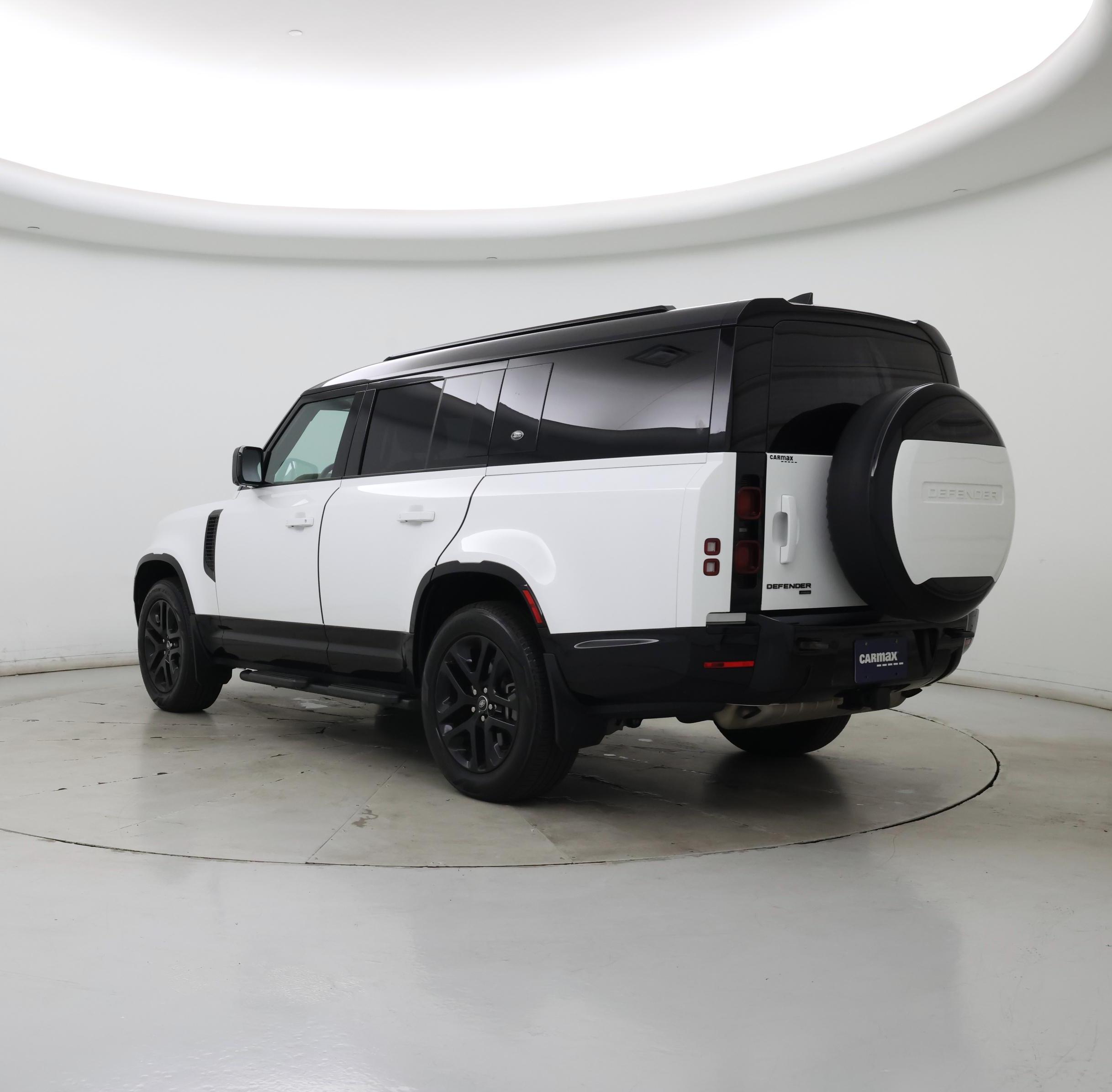 Thumbnail: 2023 Land Rover Defender - 2