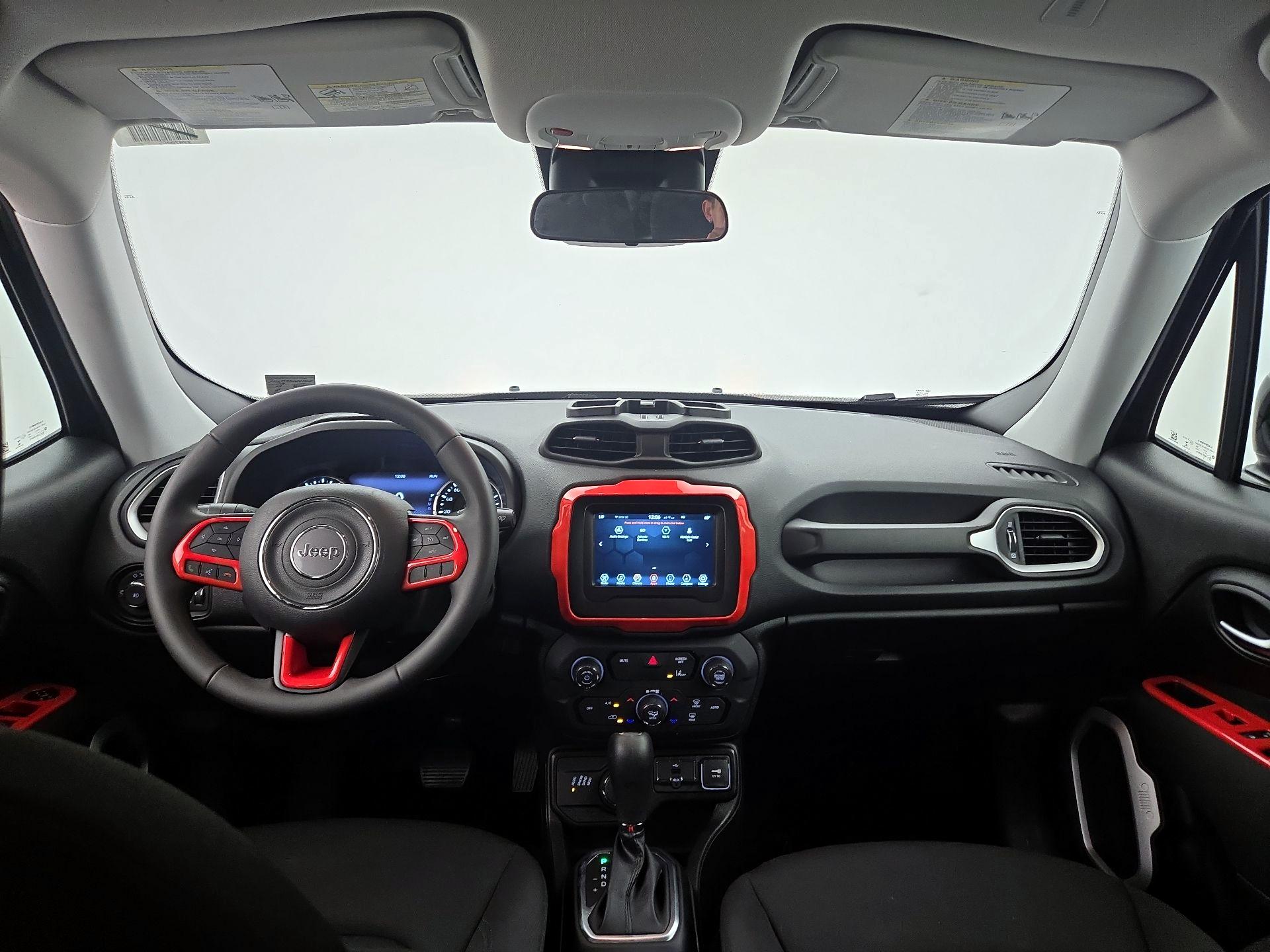 Thumbnail: 2021 Jeep Renegade - 9