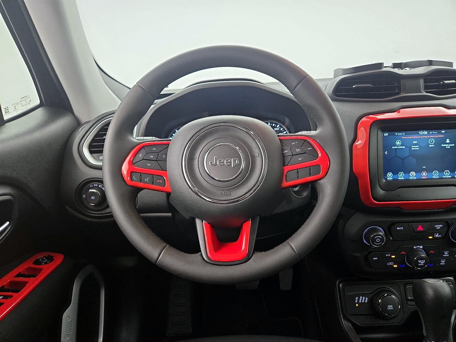 Thumbnail: 2021 Jeep Renegade - 10