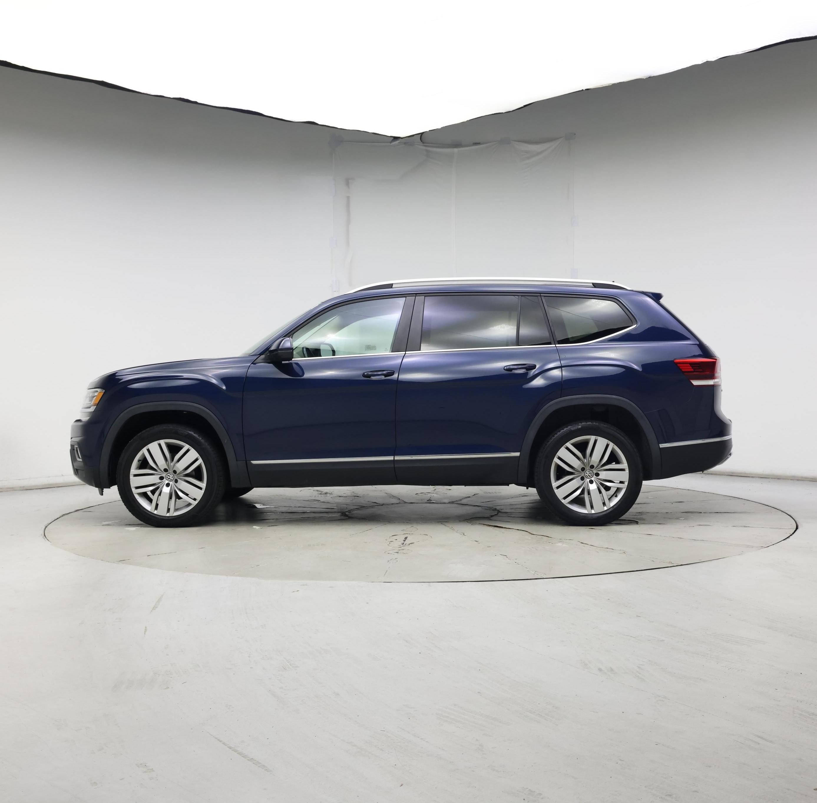 Thumbnail: 2019 Volkswagen Atlas - 3