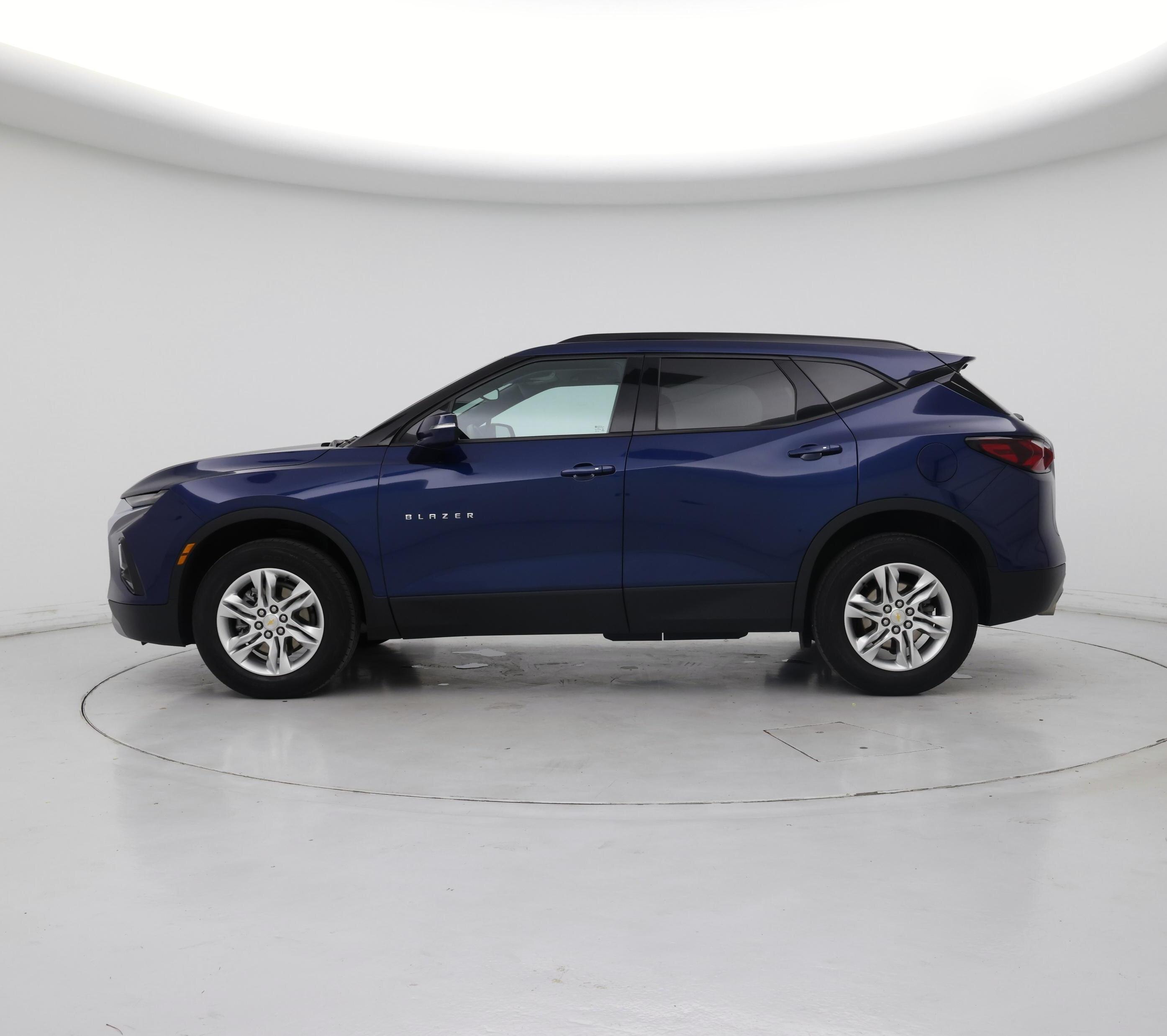 Thumbnail: 2022 Chevrolet Blazer - 3