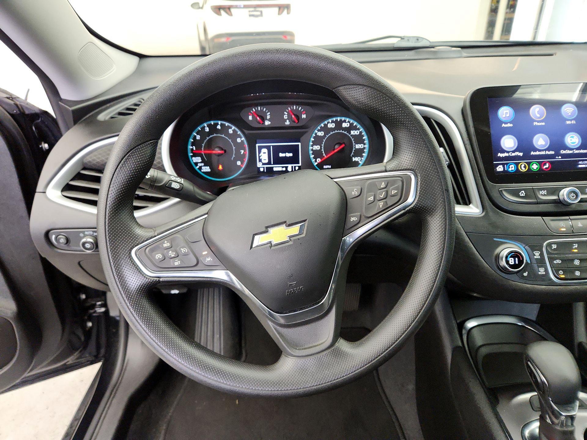 Thumbnail: 2023 Chevrolet Malibu - 10