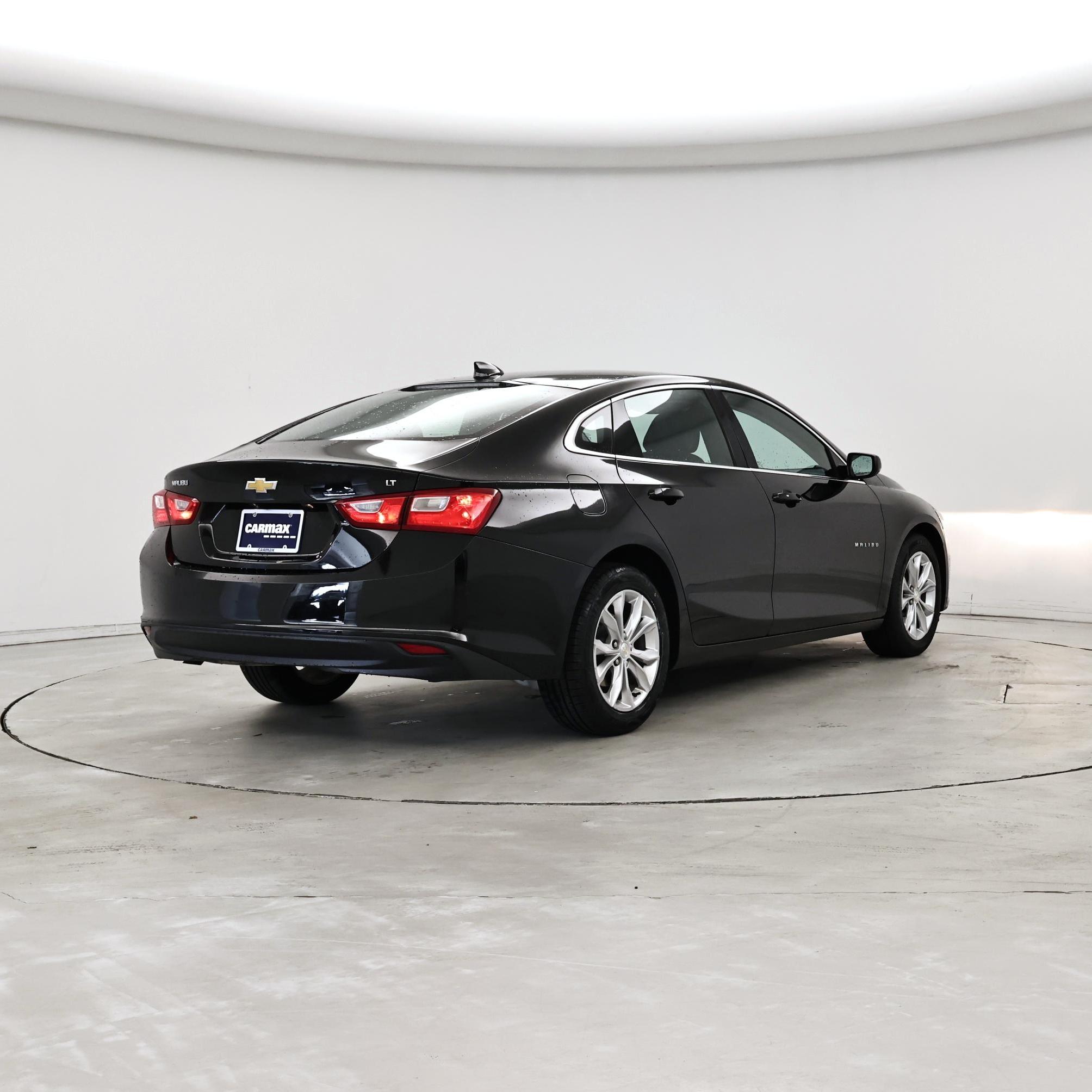 Thumbnail: 2023 Chevrolet Malibu - 8