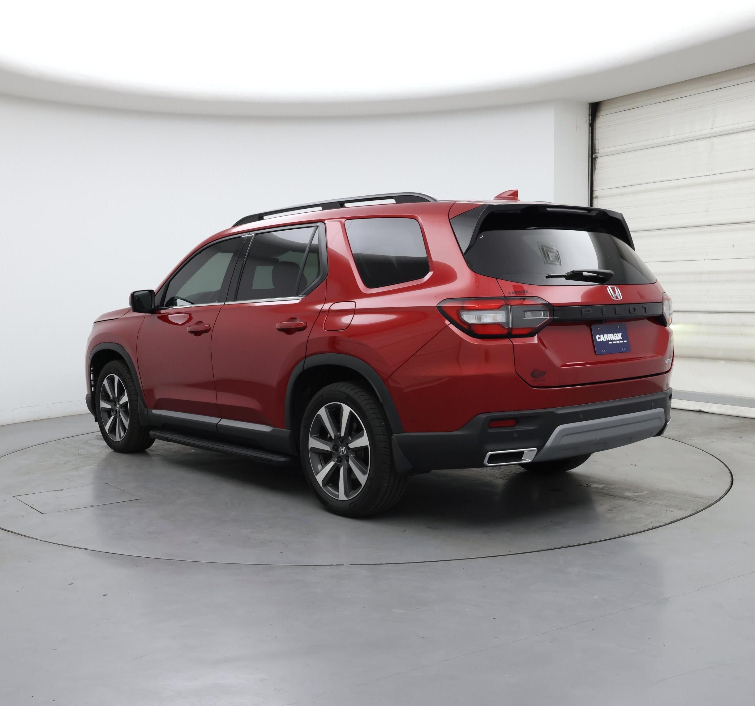 Thumbnail: 2023 Honda Pilot - 2