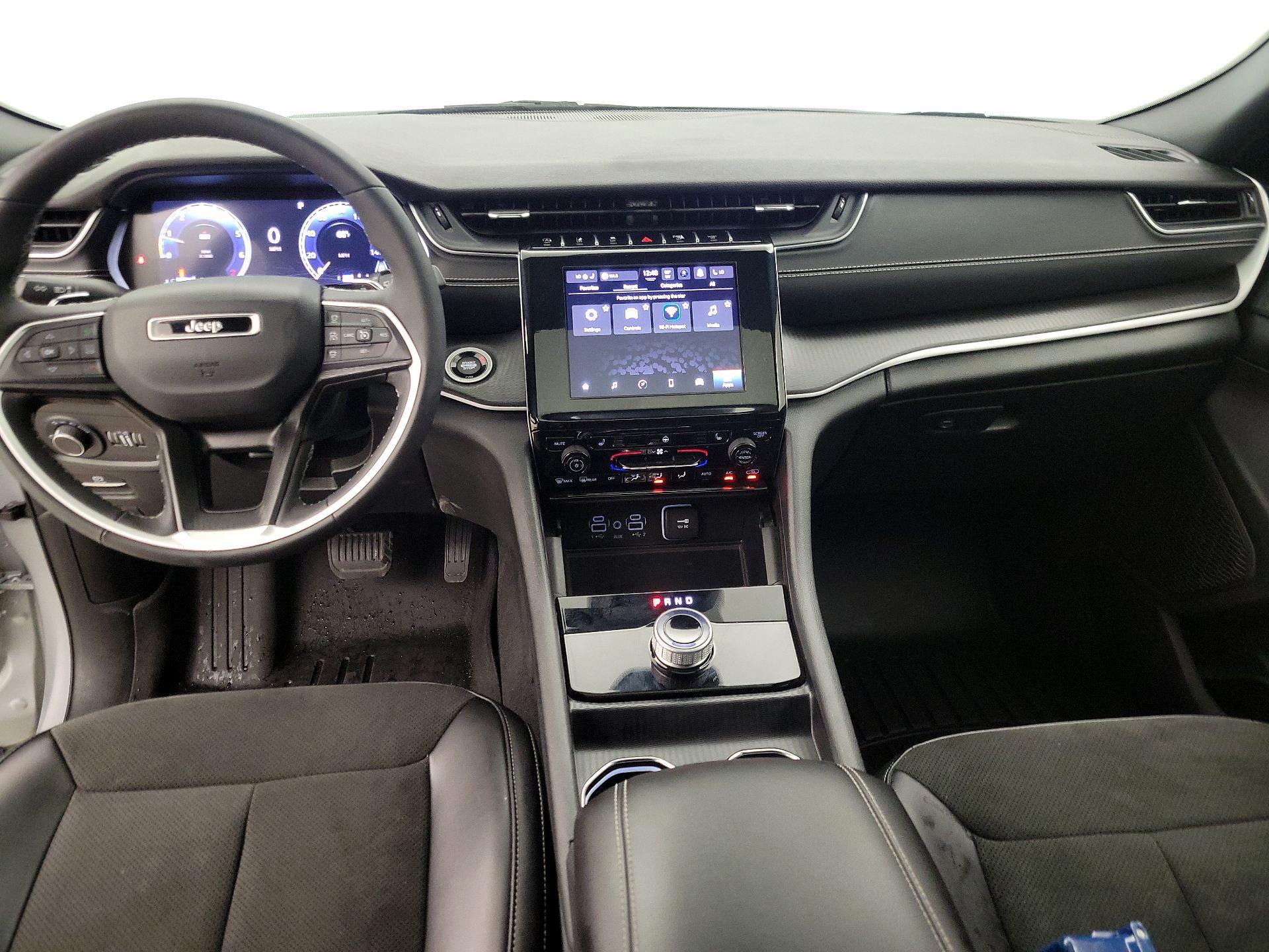 Thumbnail: 2023 Jeep Grand Cherokee - 9