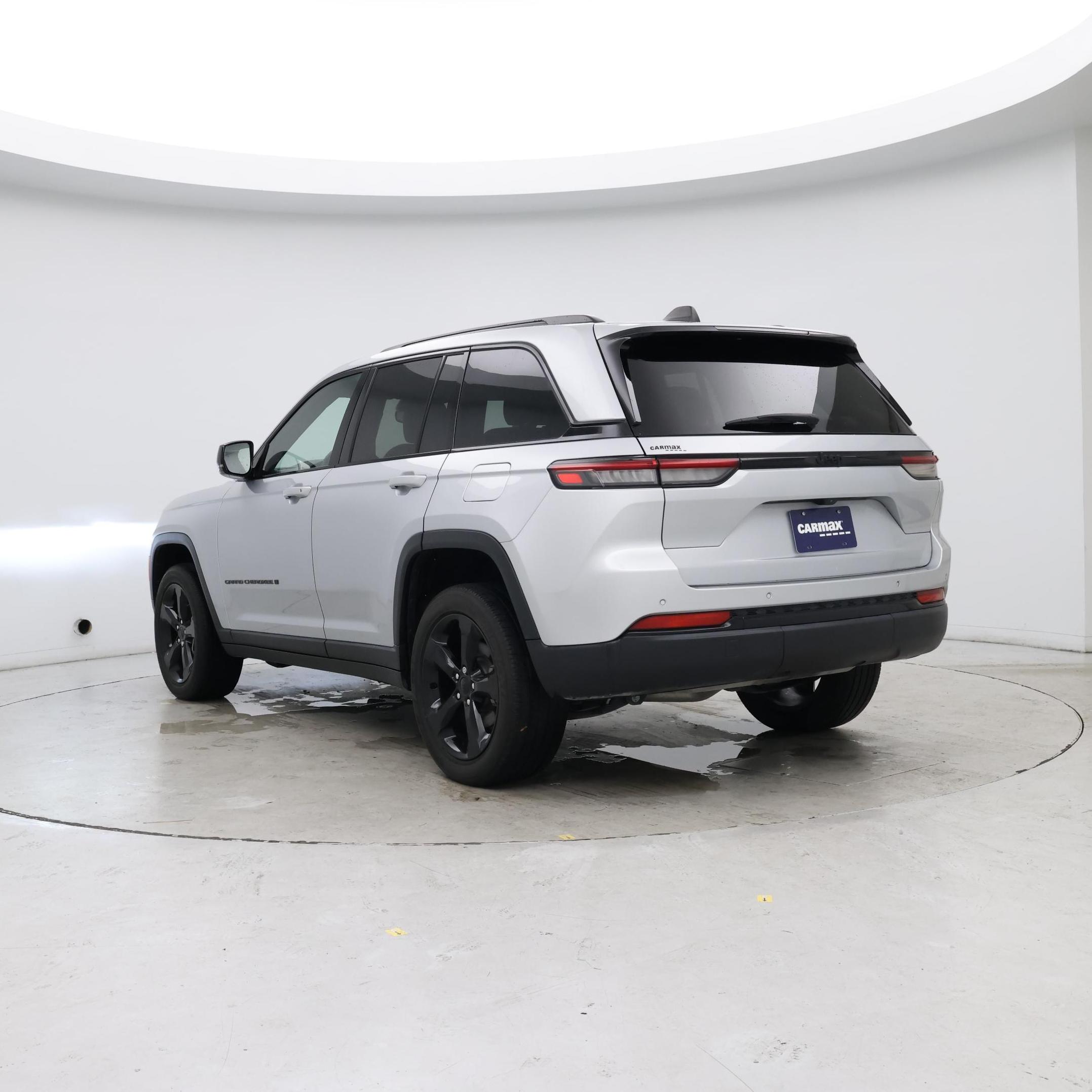 Thumbnail: 2023 Jeep Grand Cherokee - 2