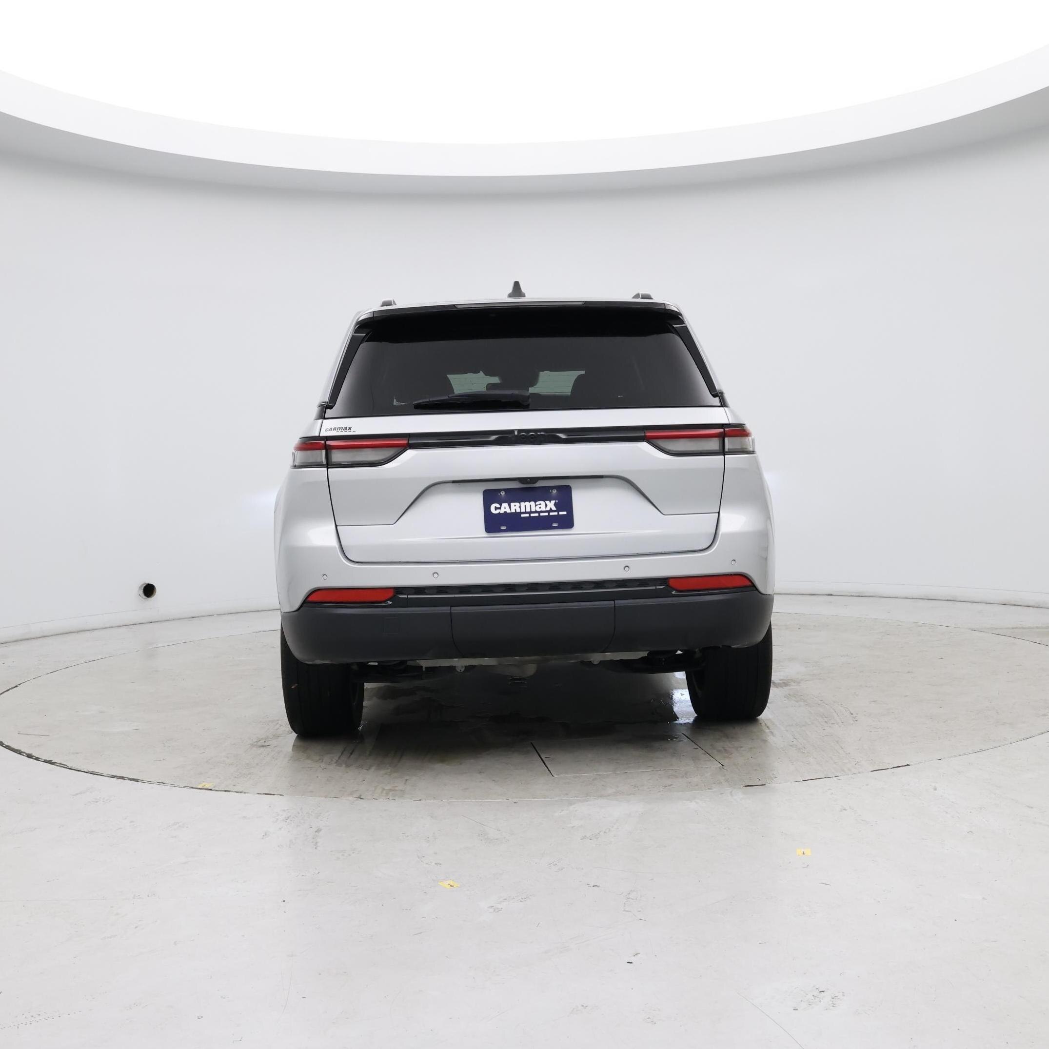 Thumbnail: 2023 Jeep Grand Cherokee - 6