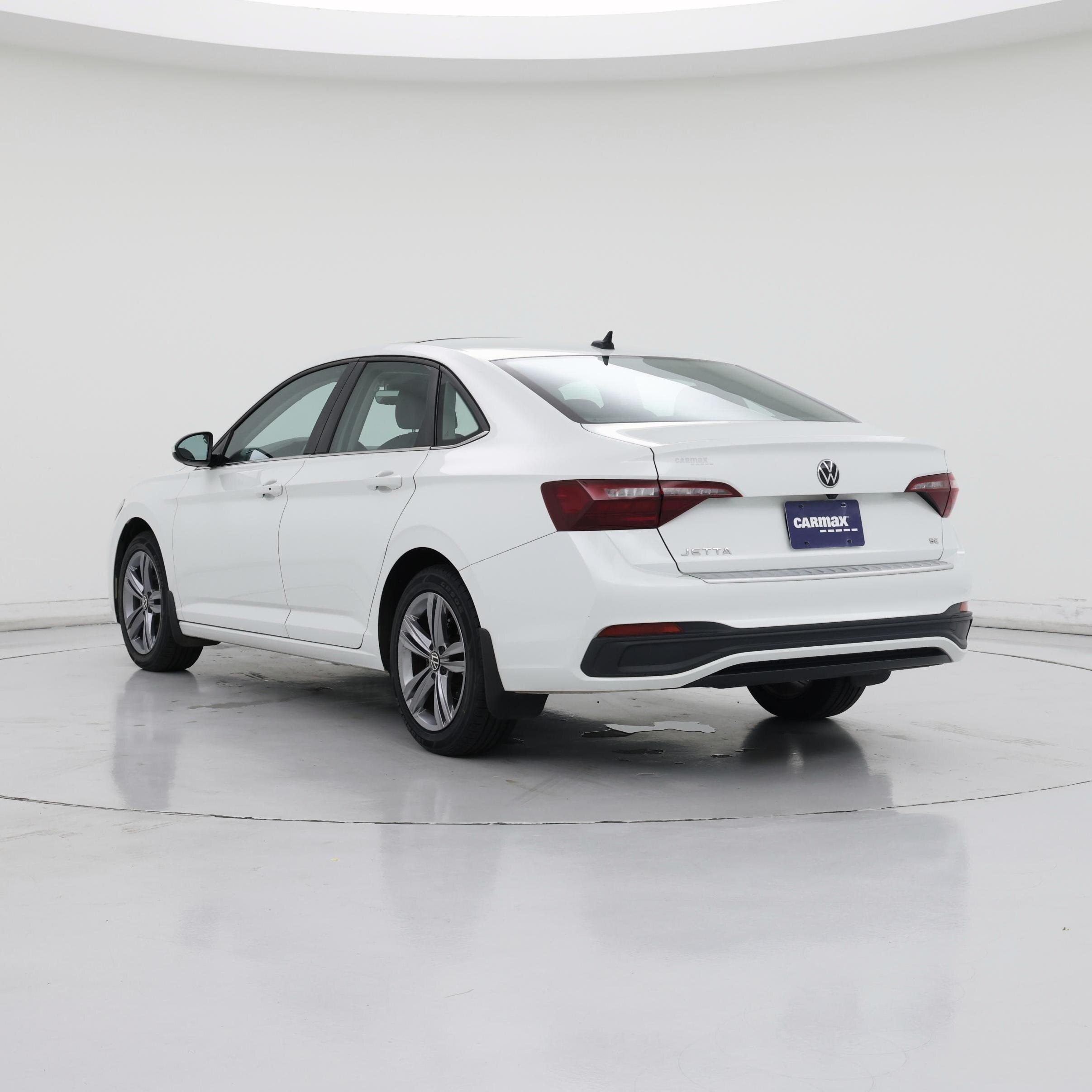 Thumbnail: 2022 Volkswagen Jetta - 2