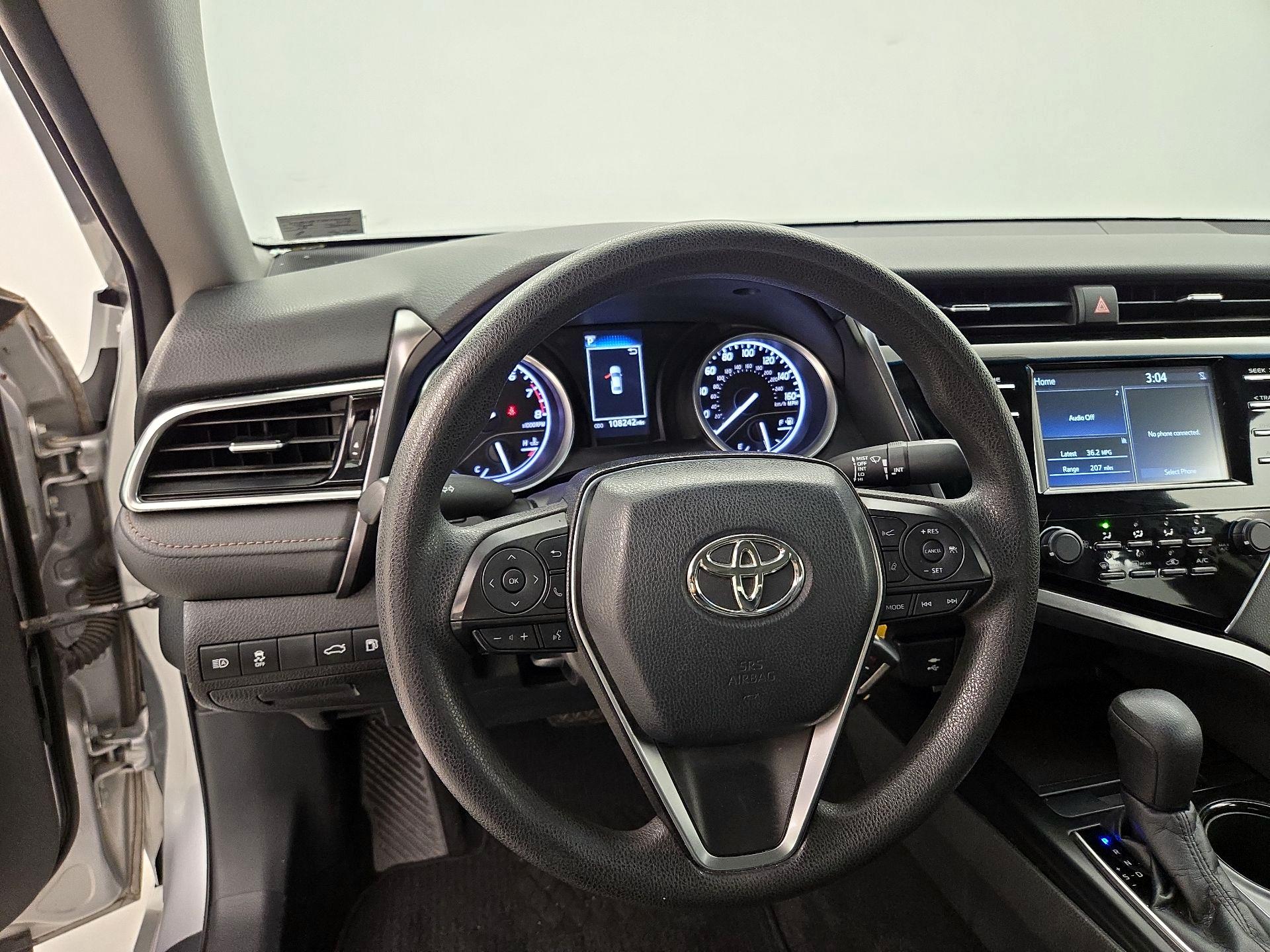 Thumbnail: 2018 Toyota Camry - 10