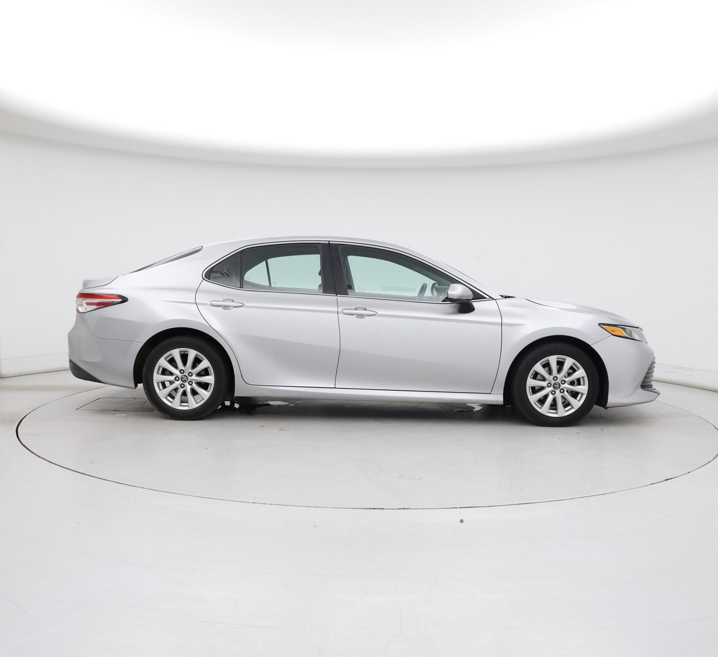 Thumbnail: 2018 Toyota Camry - 7