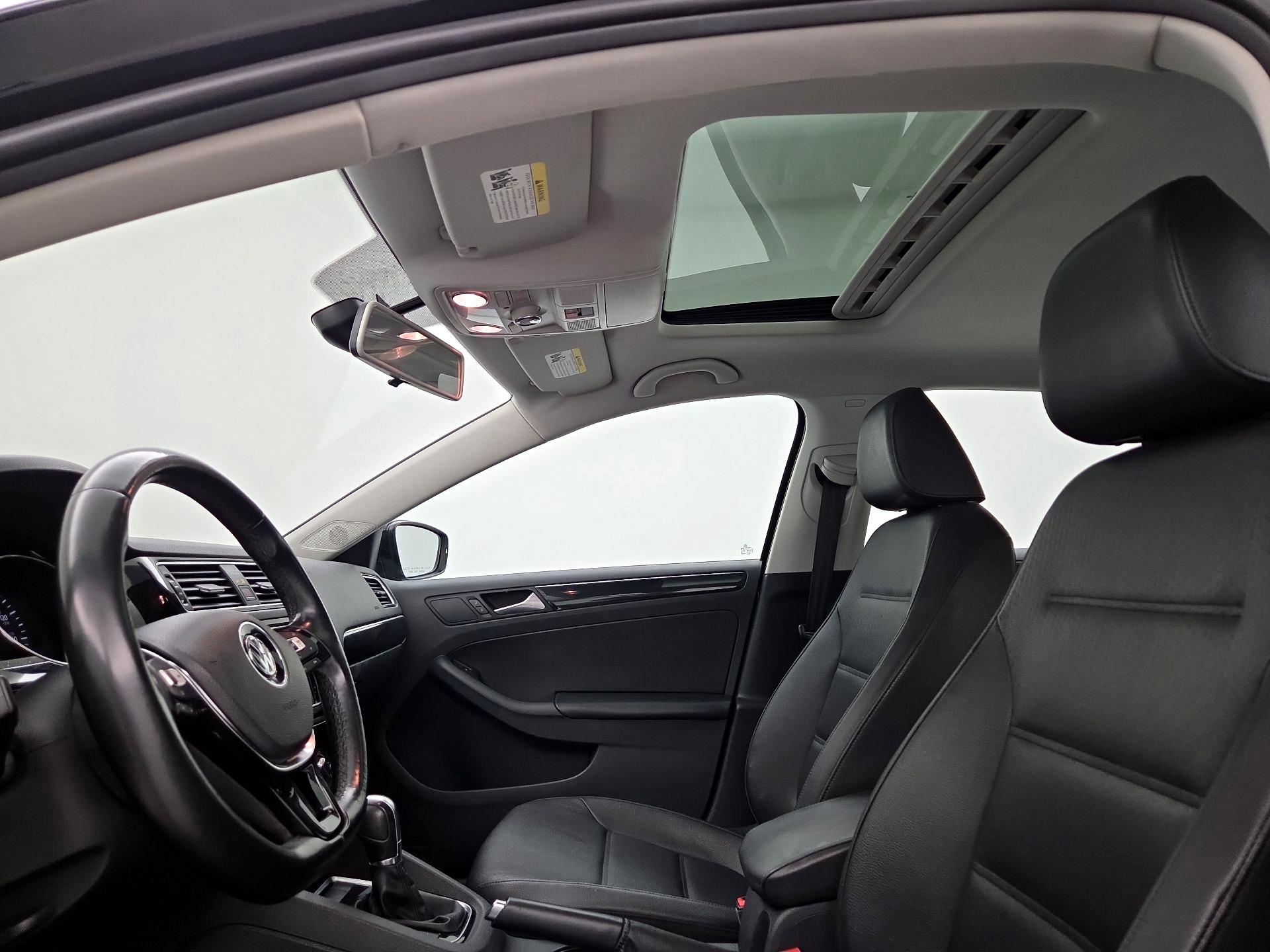 Thumbnail: 2016 Volkswagen Jetta - 20