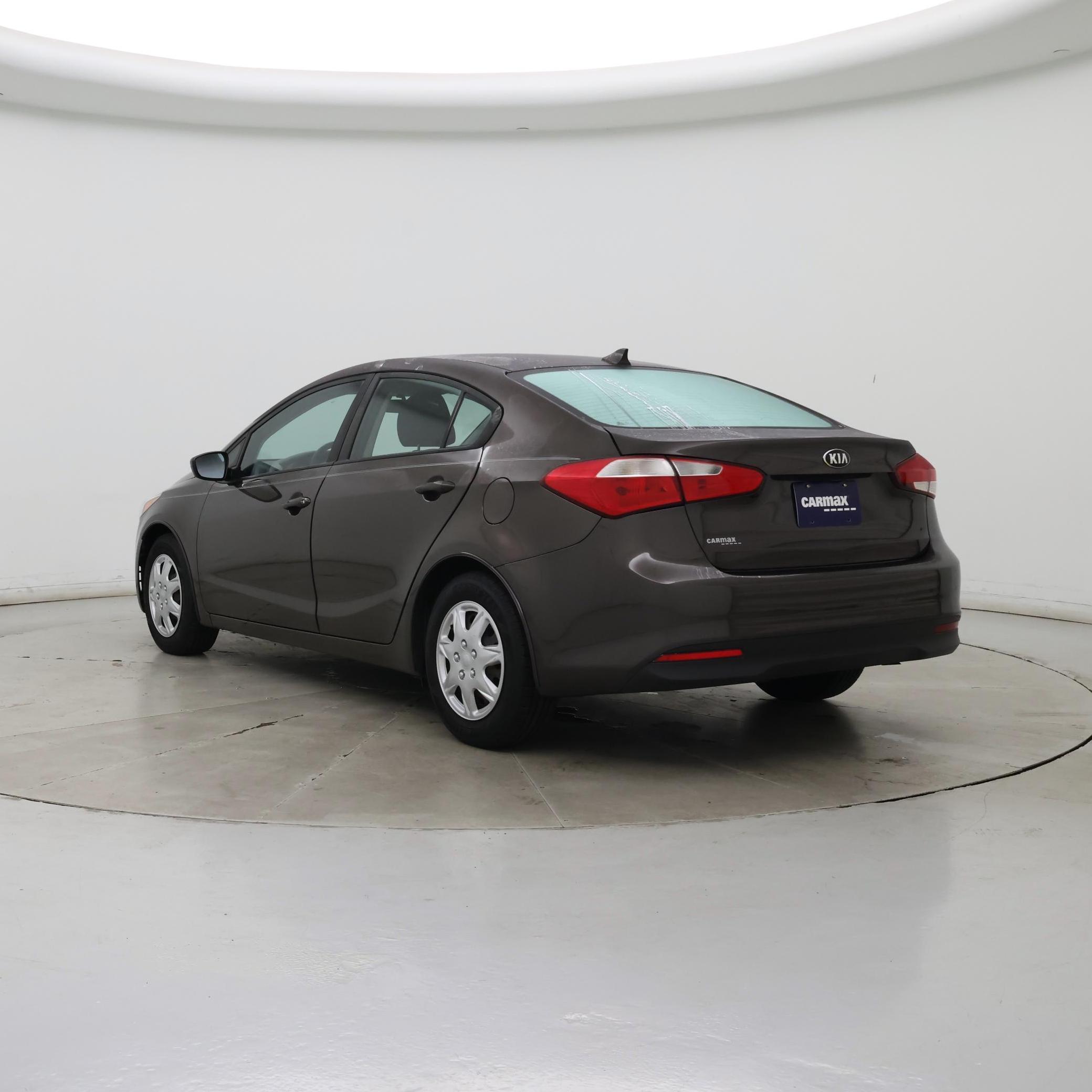 Thumbnail: 2017 Kia Forte - 2