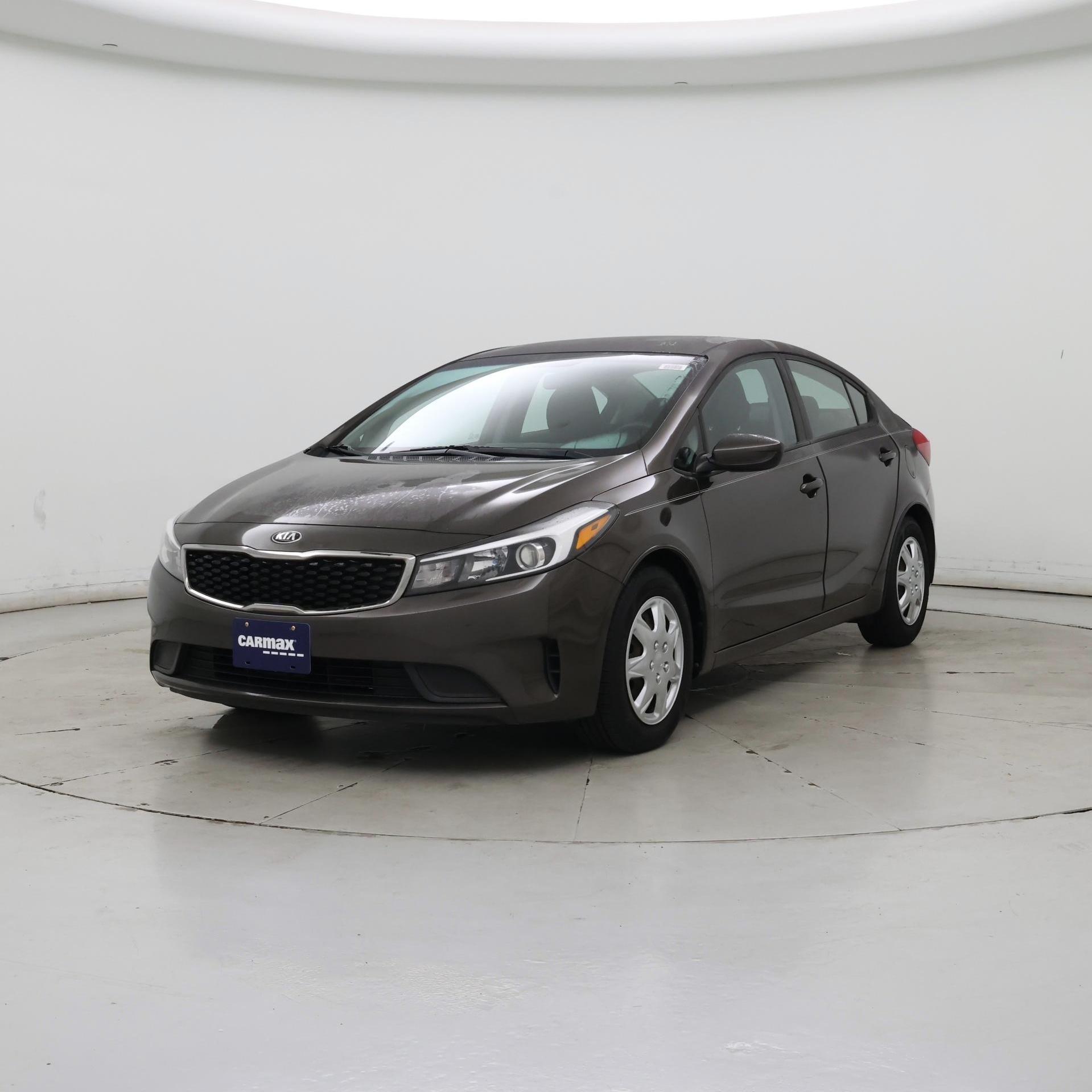 Thumbnail: 2017 Kia Forte - 4