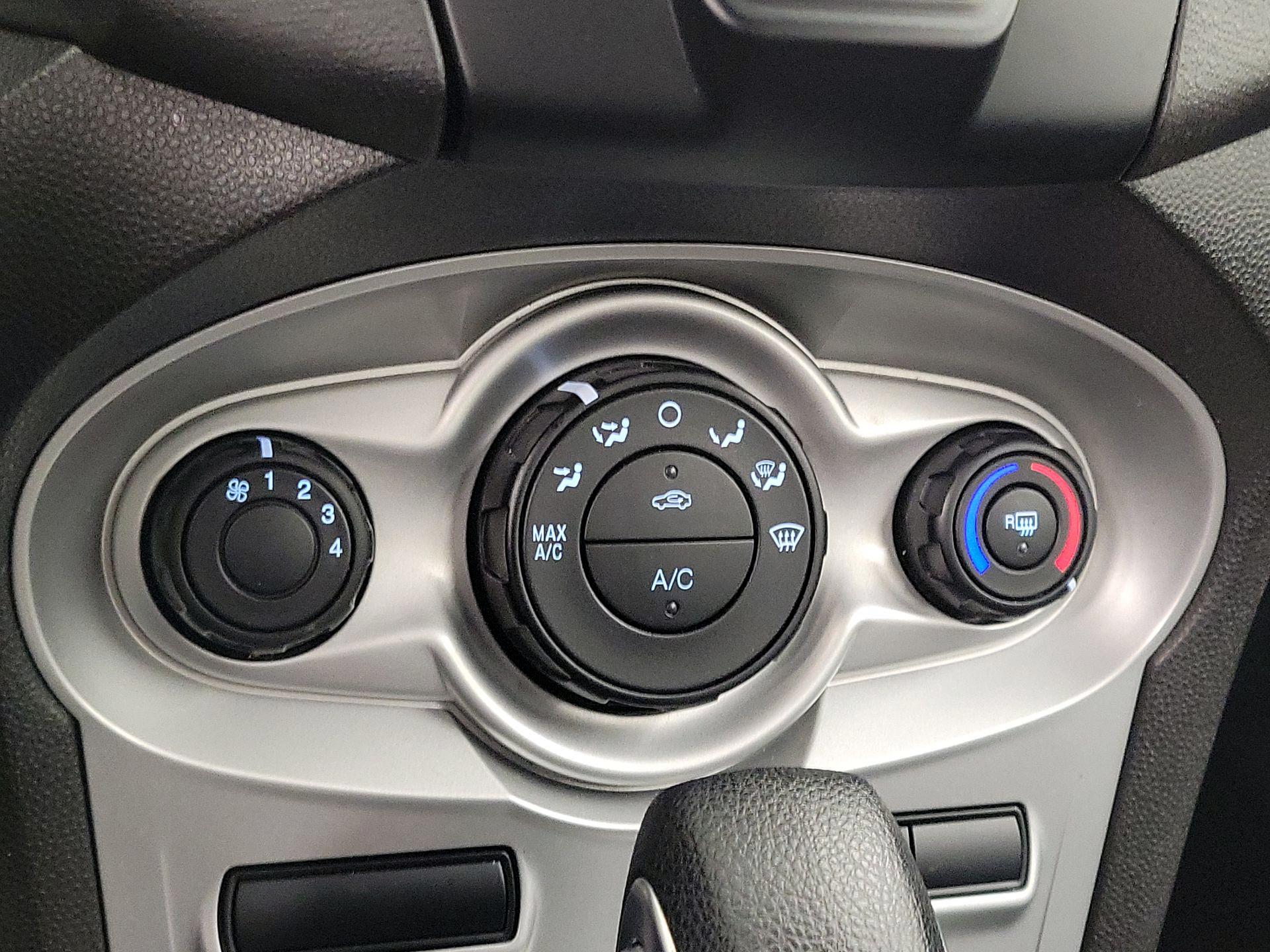 Thumbnail: 2018 Ford Fiesta - 16