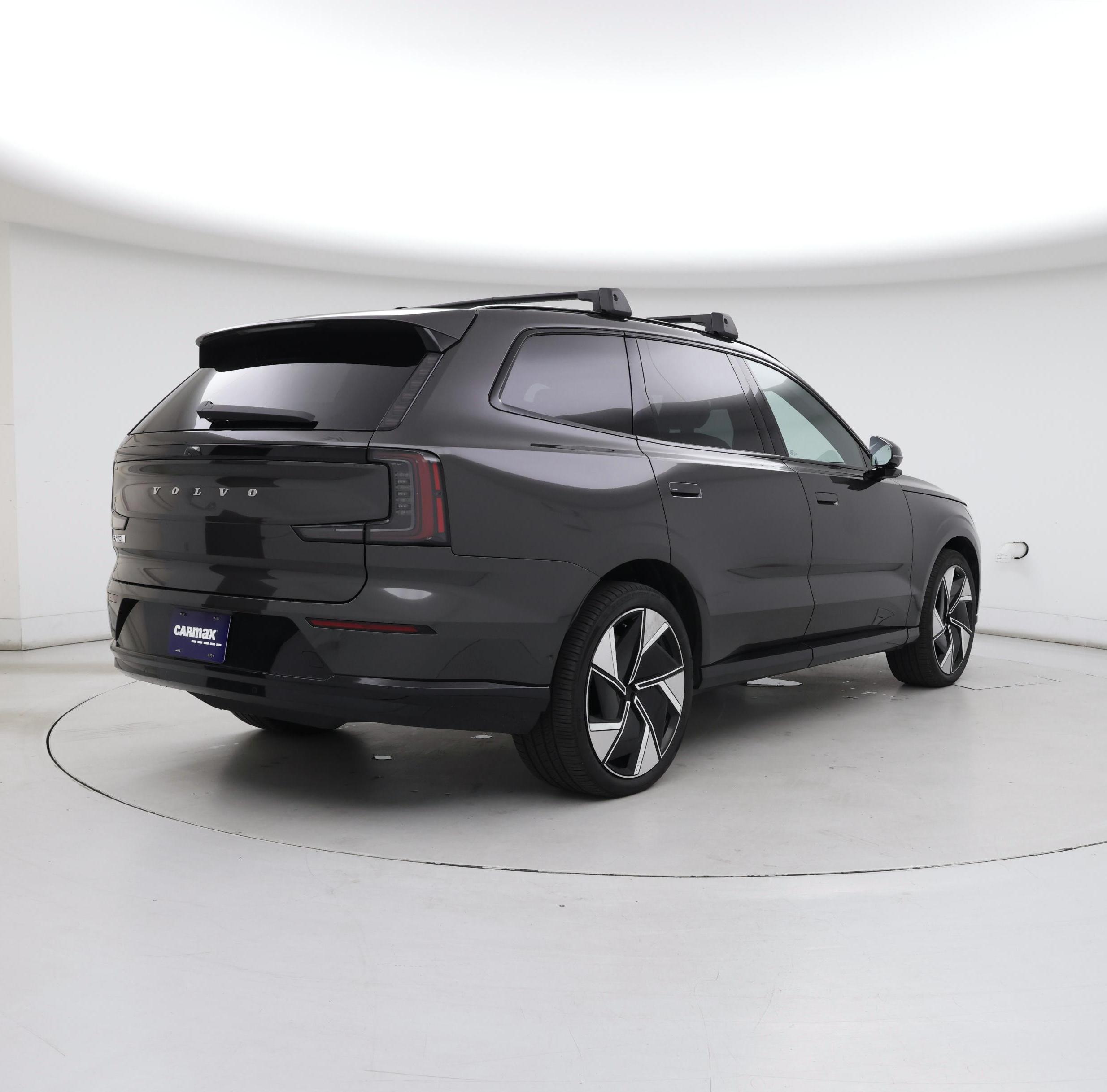 Thumbnail: 2025 Volvo EX90 - 8
