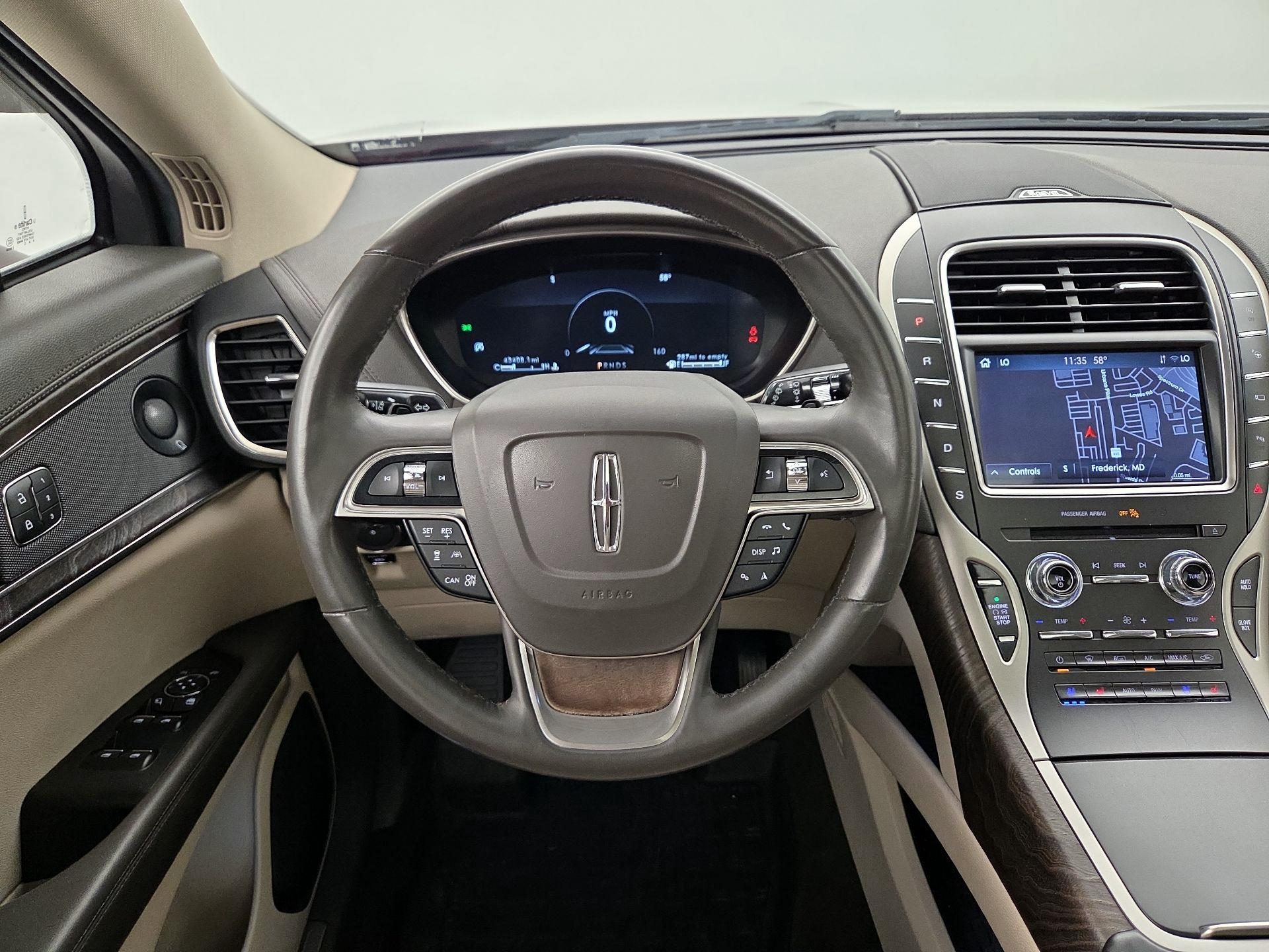 Thumbnail: 2020 Lincoln Nautilus - 10