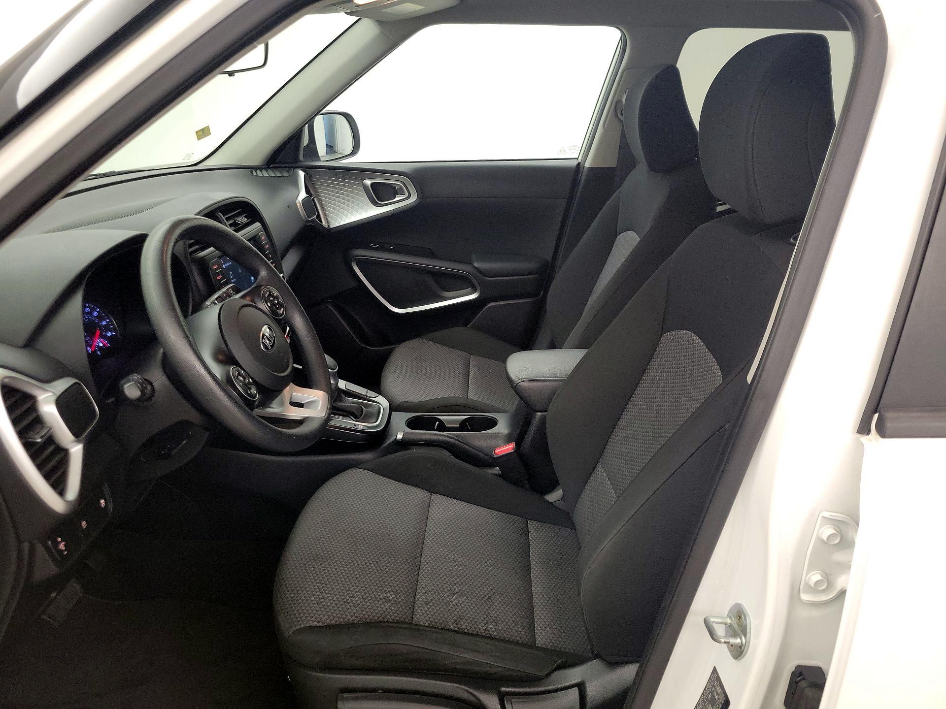 Thumbnail: 2020 Kia Soul - 11