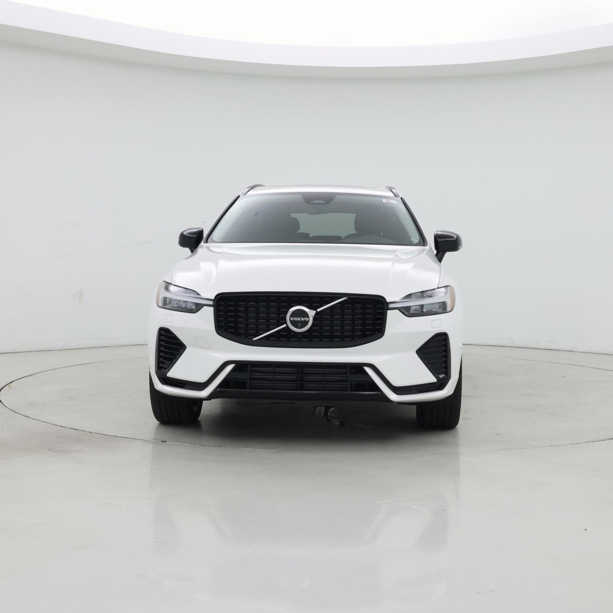 Thumbnail: 2025 Volvo XC60 - 5