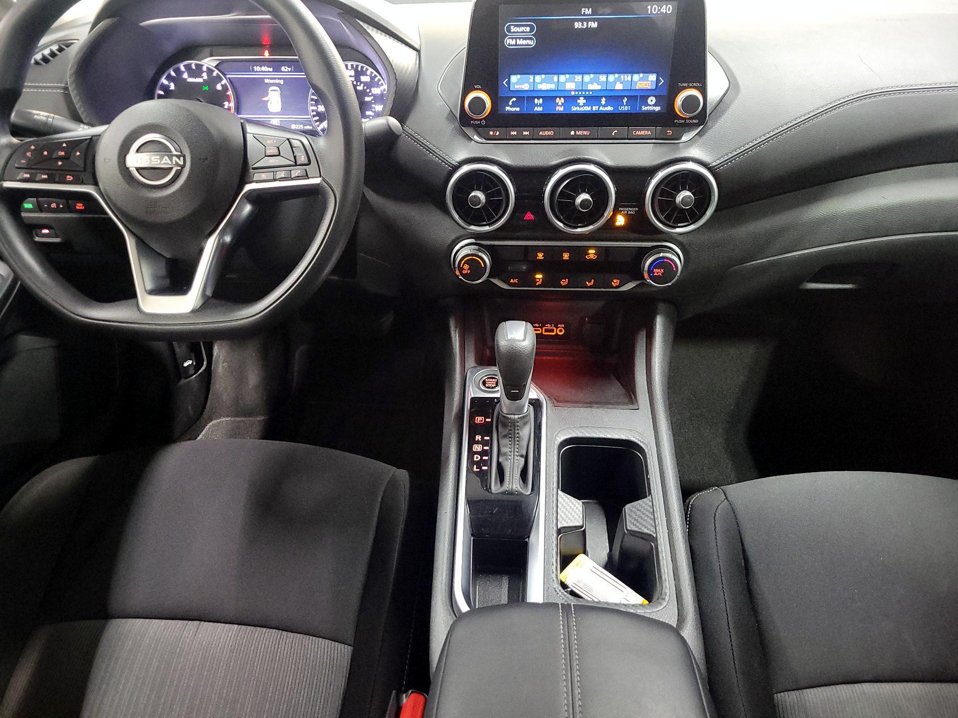 Thumbnail: 2025 Nissan Sentra - 9