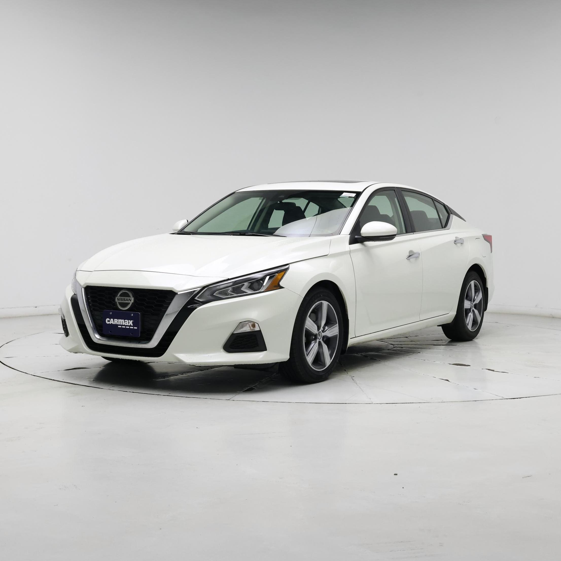 Thumbnail: 2022 Nissan Altima - 4