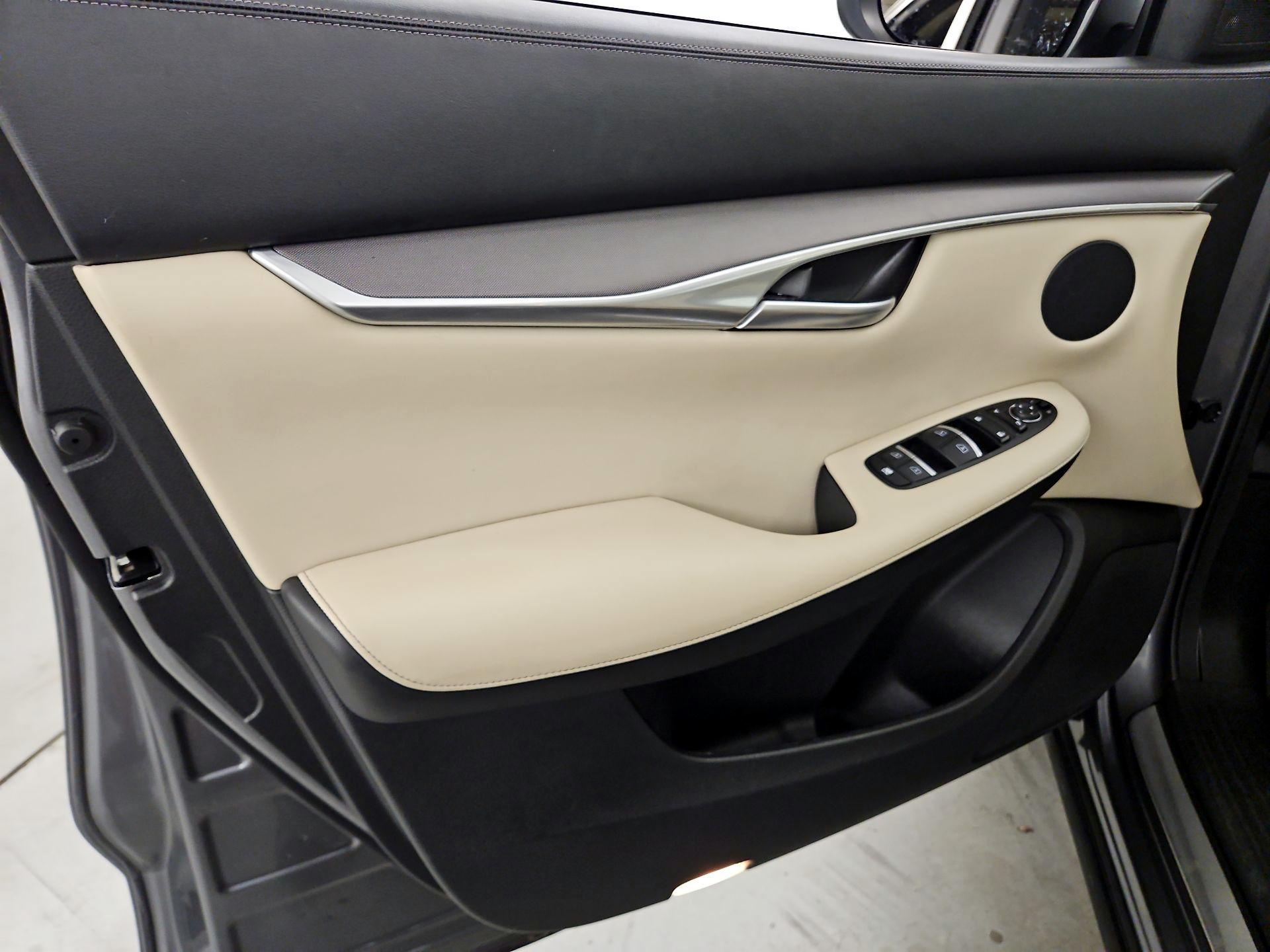 Thumbnail: 2022 INFINITI QX50 - 12