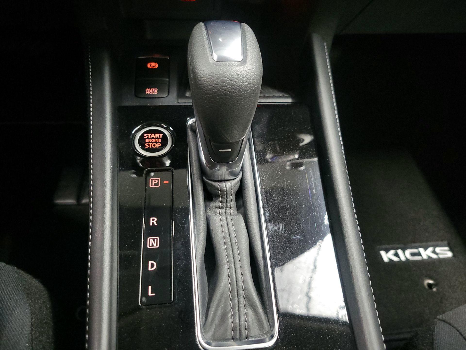 Thumbnail: 2024 Nissan Kicks - 17