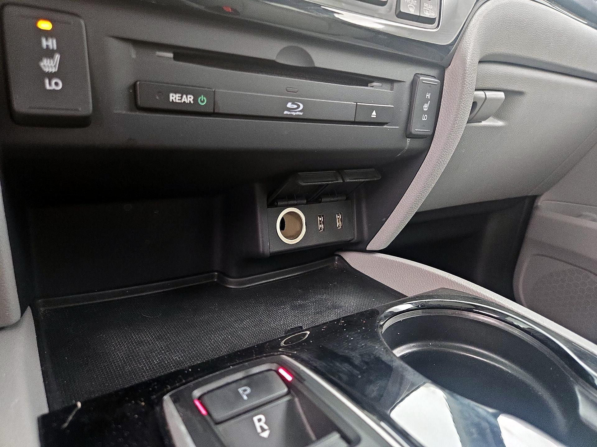 Thumbnail: 2016 Honda Pilot - 19