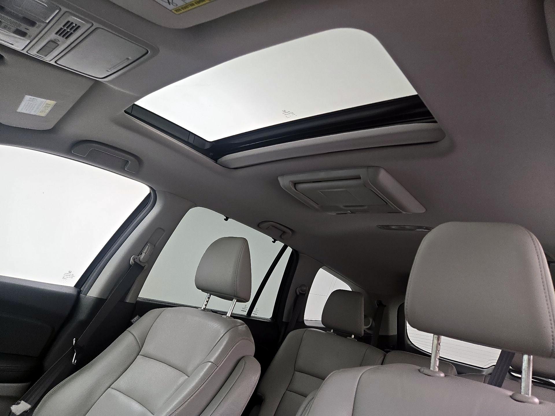 Thumbnail: 2016 Honda Pilot - 20