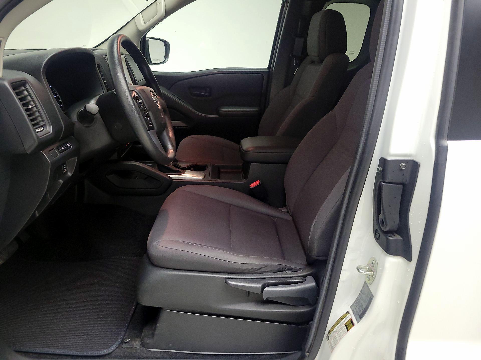 Thumbnail: 2024 Nissan Frontier - 11