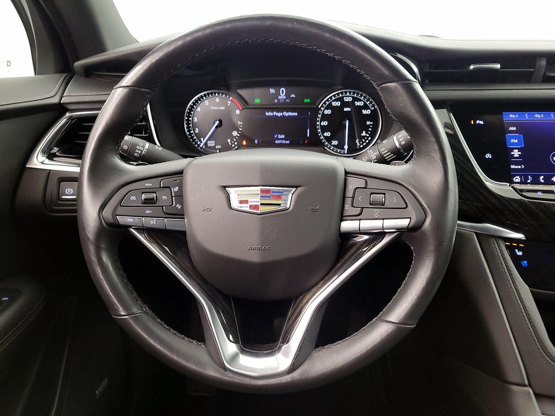 Thumbnail: 2020 Cadillac XT6 - 10