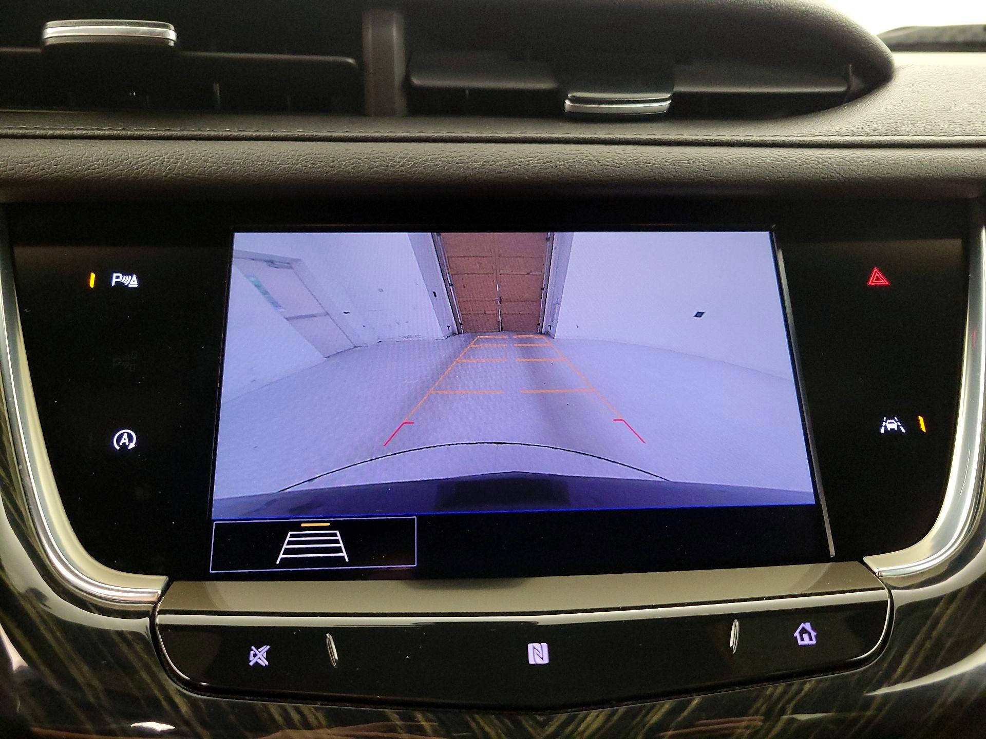 Thumbnail: 2020 Cadillac XT6 - 14