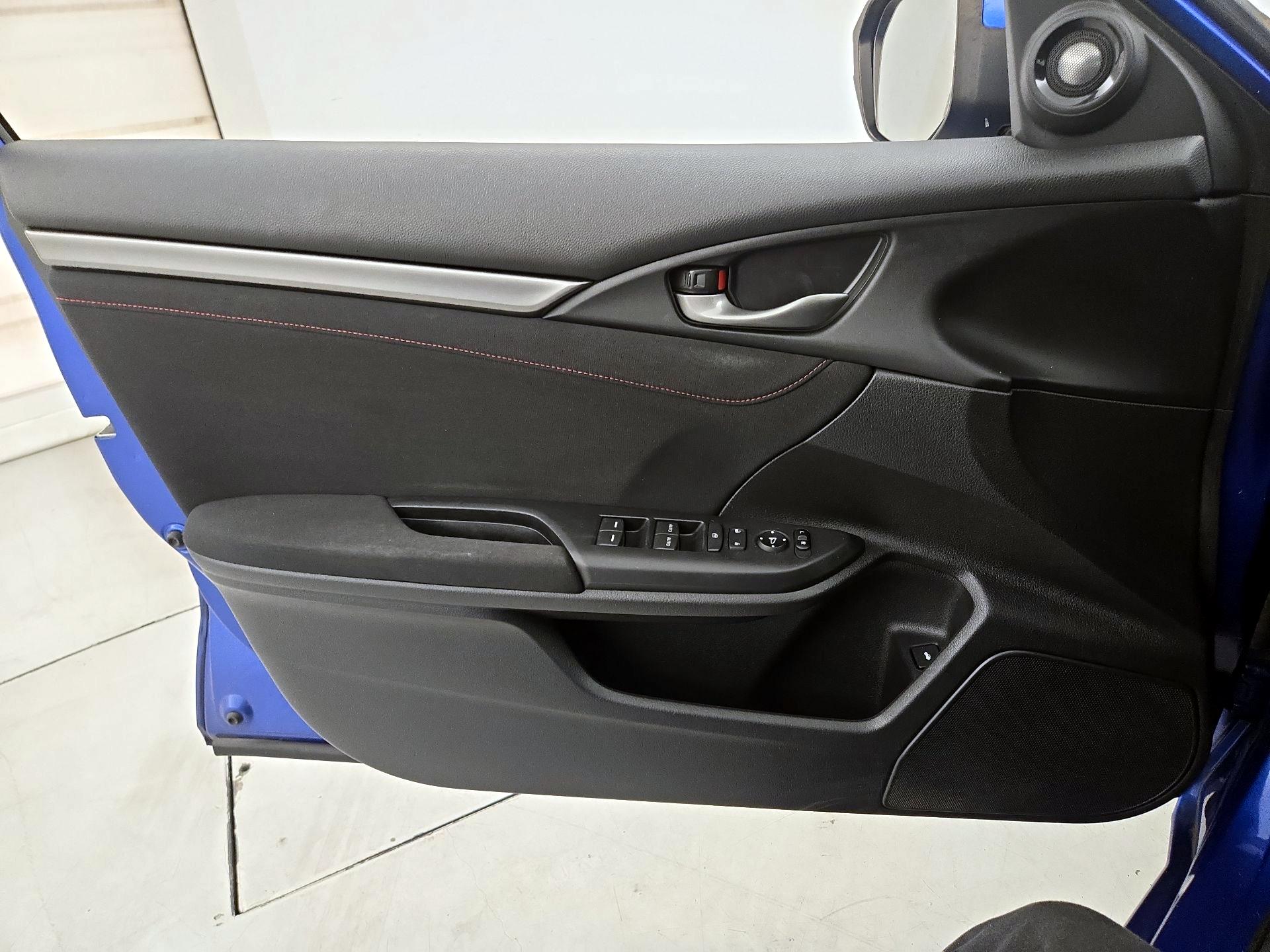 Thumbnail: 2018 Honda Civic - 12