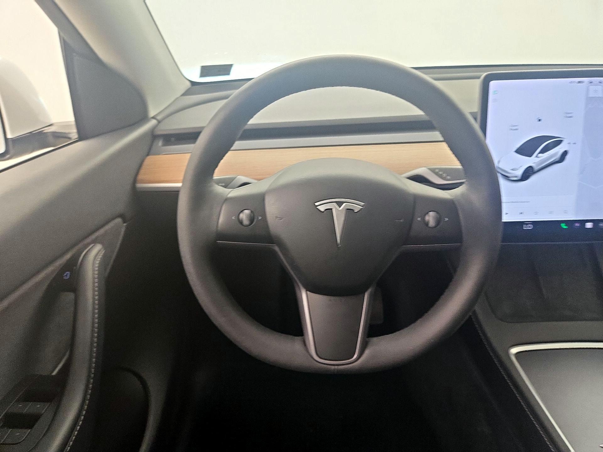 Thumbnail: 2022 Tesla Model Y - 10